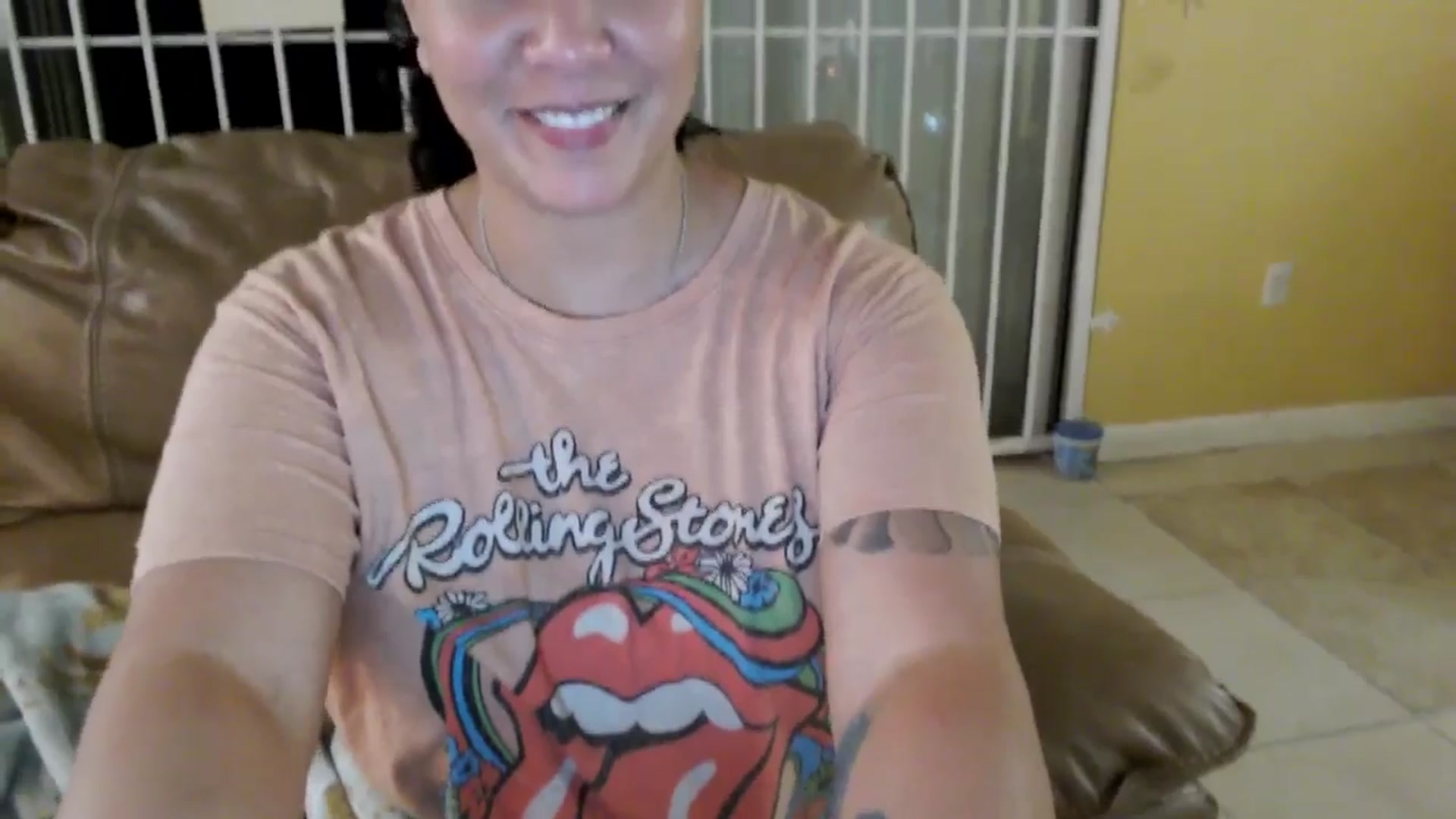 Gallery image thumbnail from MickaylaStar's myfreecams stream on, 01/15/2025, 03:11 image 8 of 20