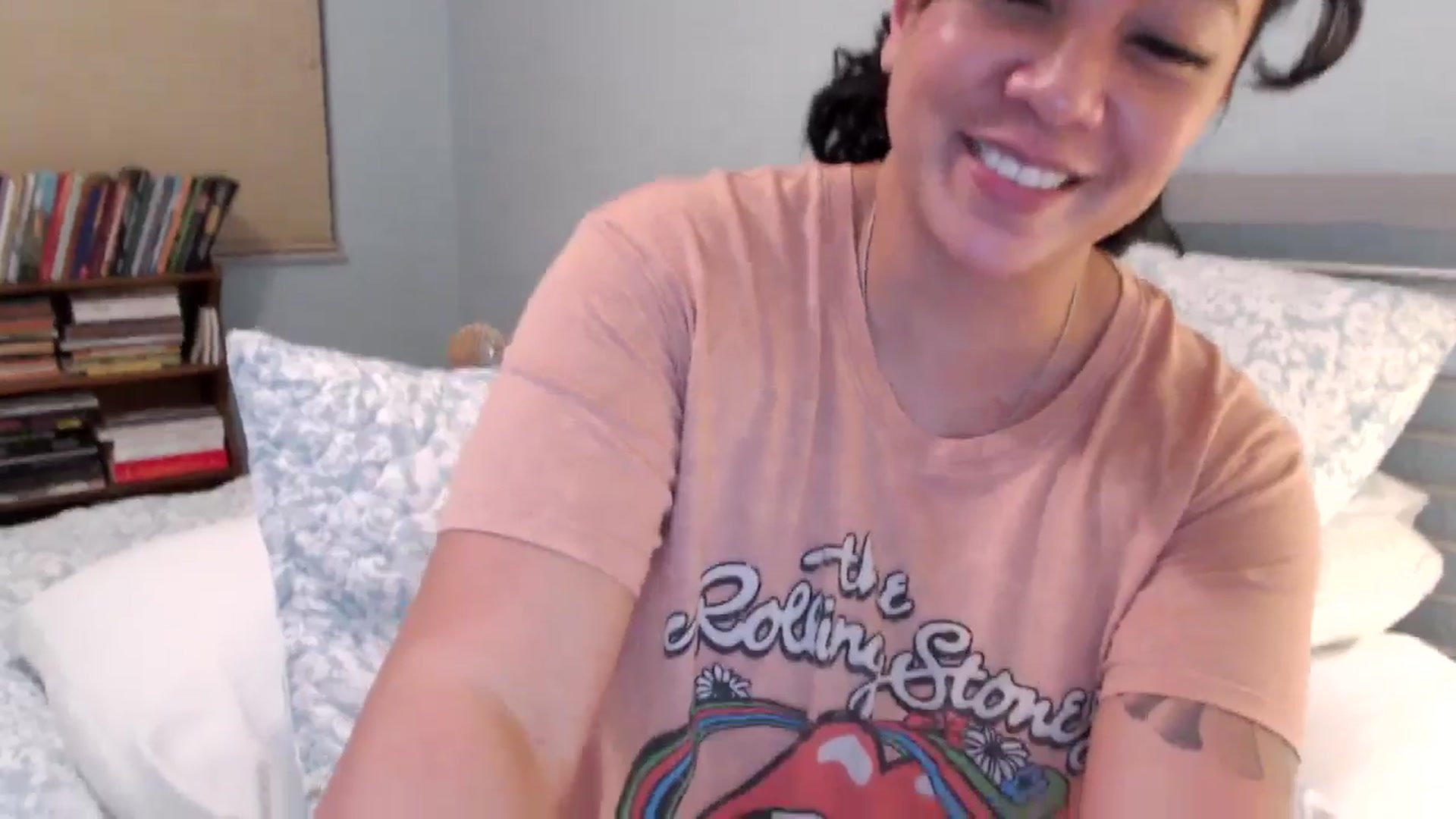 Gallery image thumbnail from MickaylaStar's myfreecams stream on, 01/15/2025, 03:45 image 10 of 20
