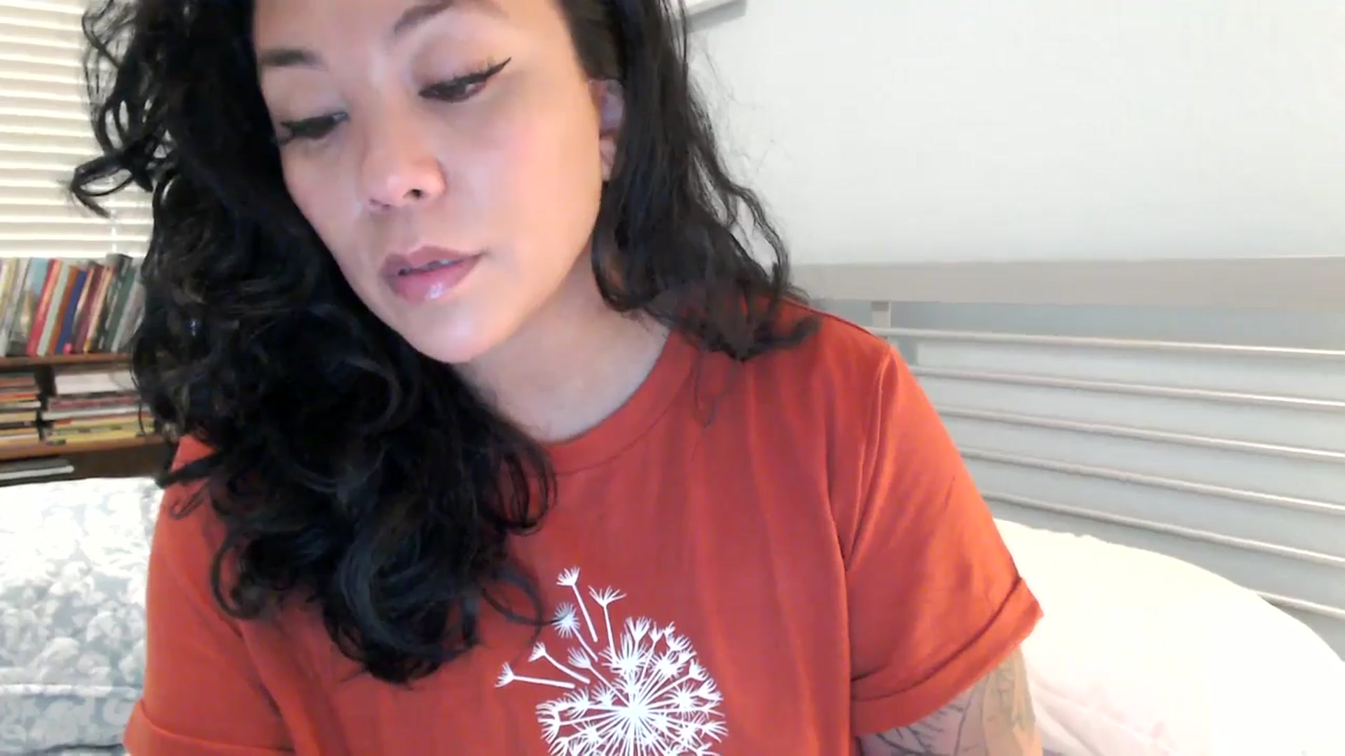 Gallery image thumbnail from MickaylaStar's myfreecams stream on, 01/16/2025, 20:52 image 6 of 20