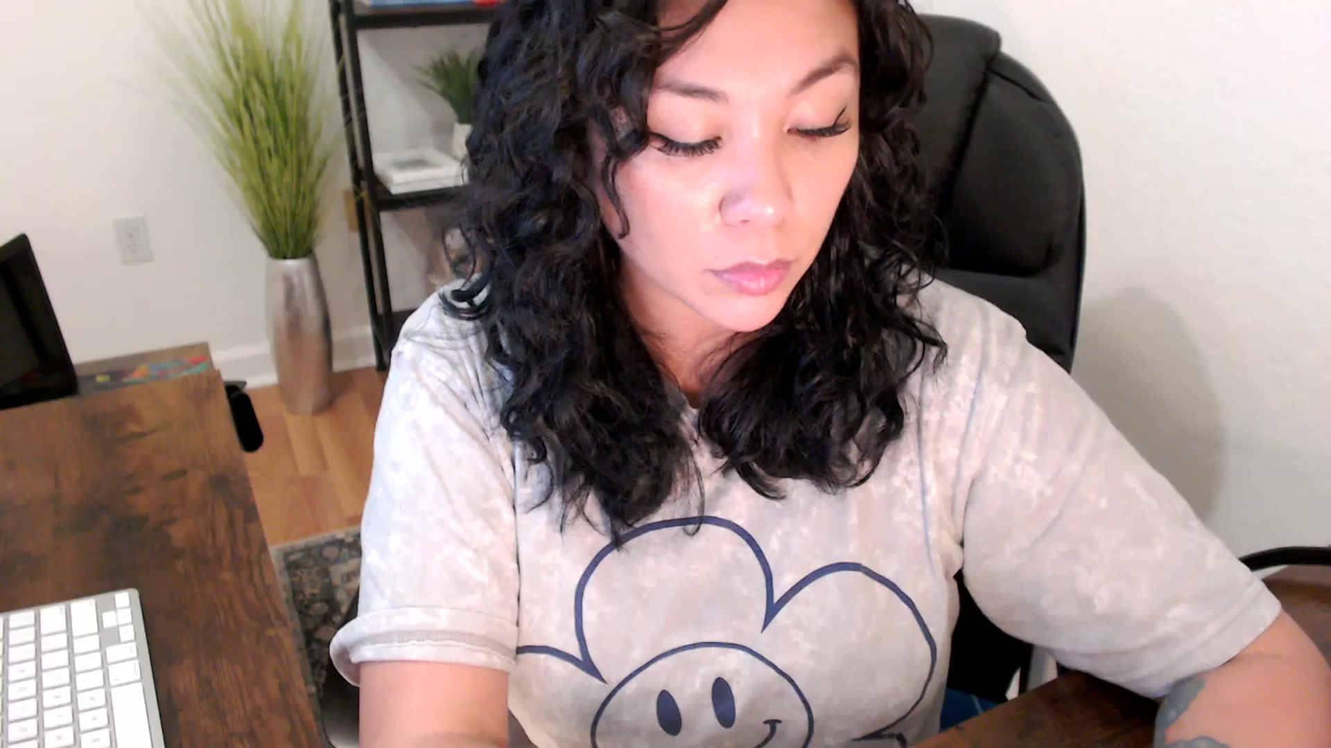 Gallery image thumbnail from MickaylaStar's myfreecams stream on, 01/17/2025, 21:55 image 5 of 20