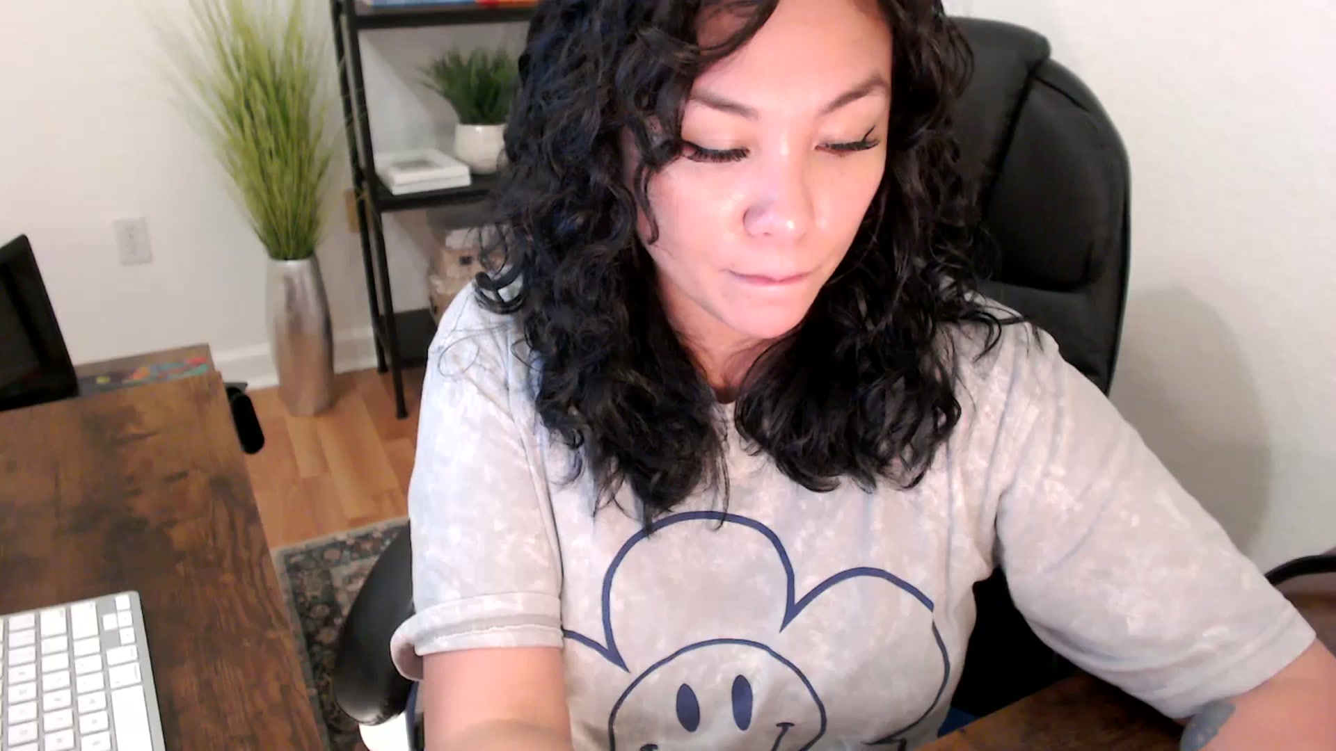 Gallery image thumbnail from MickaylaStar's myfreecams stream on, 01/17/2025, 21:55 image 7 of 20