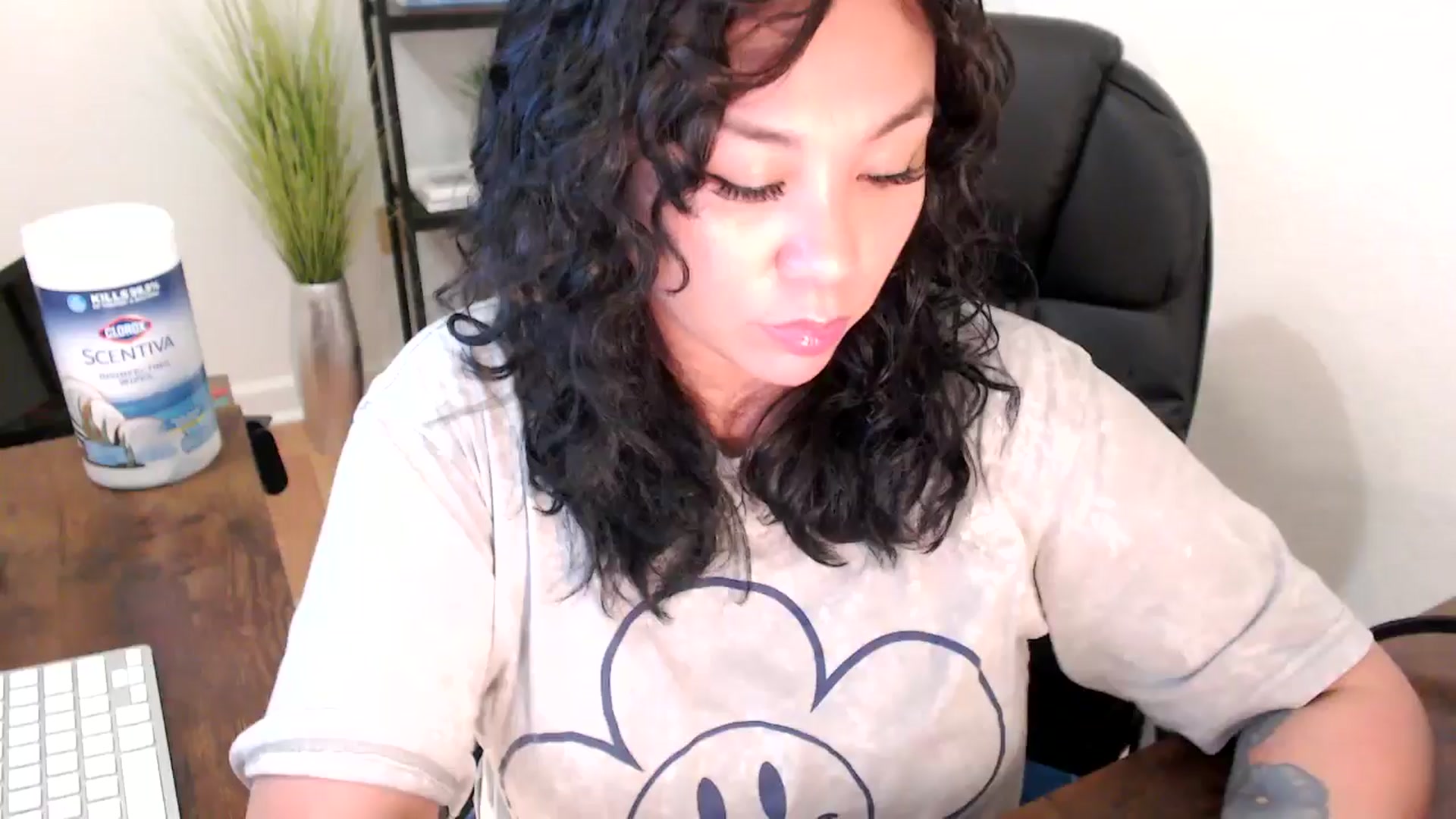 Gallery image thumbnail from MickaylaStar's myfreecams stream on, 01/17/2025, 21:55 image 13 of 20