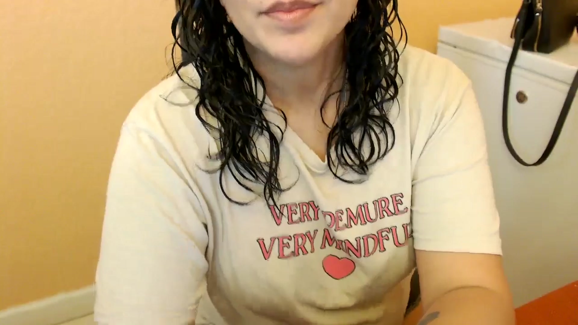 Gallery image thumbnail from MickaylaStar's myfreecams stream on, 01/18/2025, 16:44 image 8 of 20