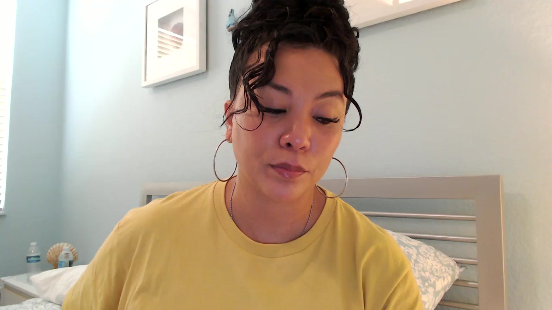 Gallery image thumbnail from MickaylaStar's myfreecams stream on, 01/18/2025, 19:44 image 17 of 20