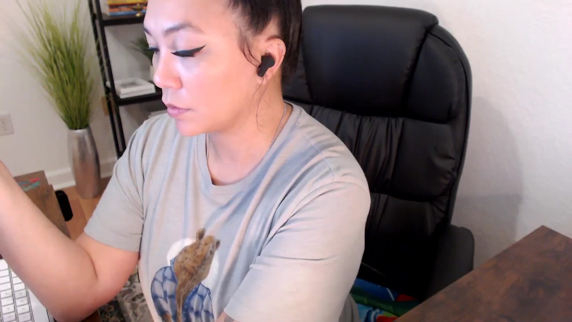 Gallery image thumbnail from MickaylaStar's myfreecams stream on, 01/22/2025, 17:03 image 9 of 20