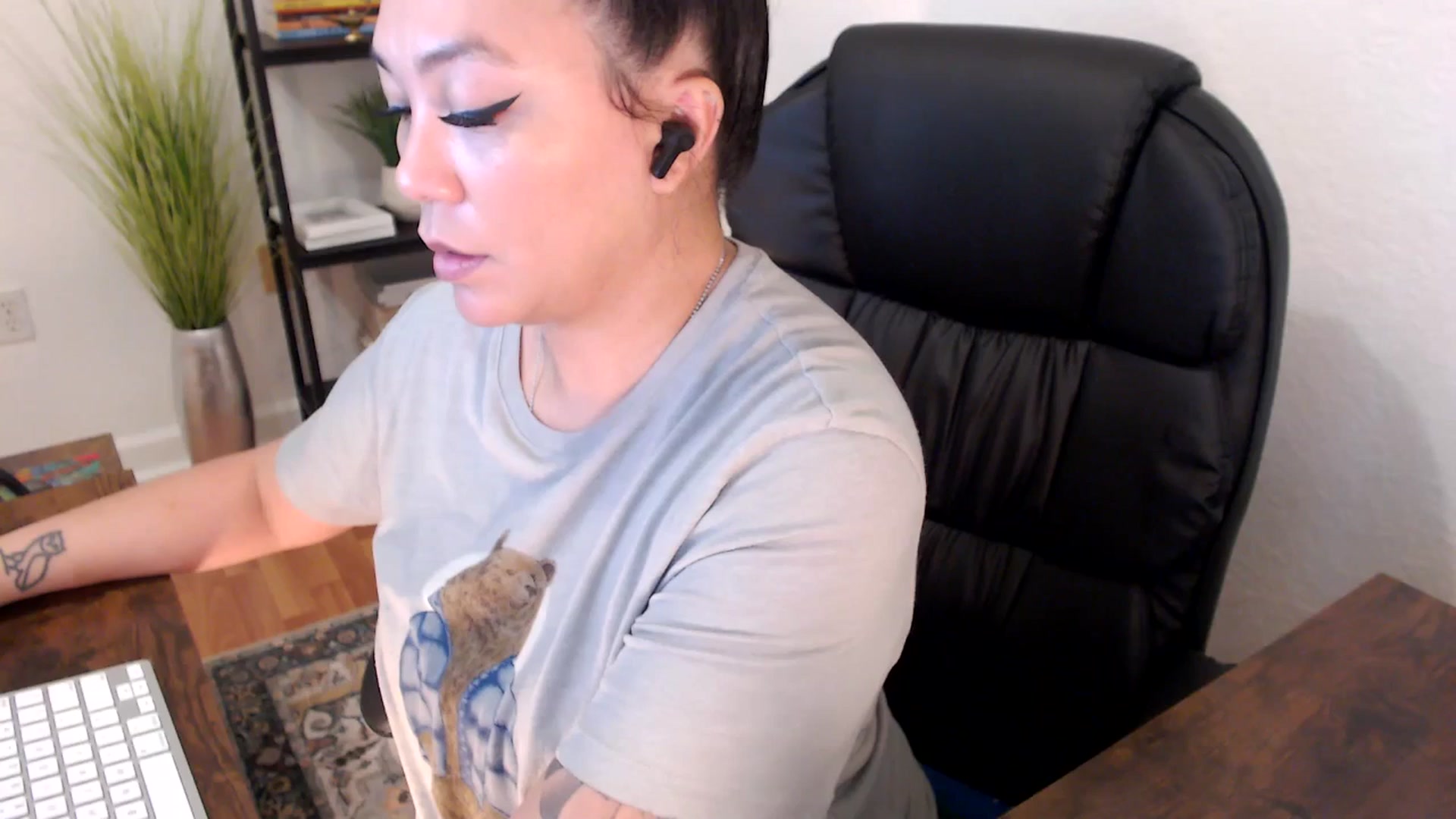 Gallery image thumbnail from MickaylaStar's myfreecams stream on, 01/22/2025, 17:30 image 1 of 20