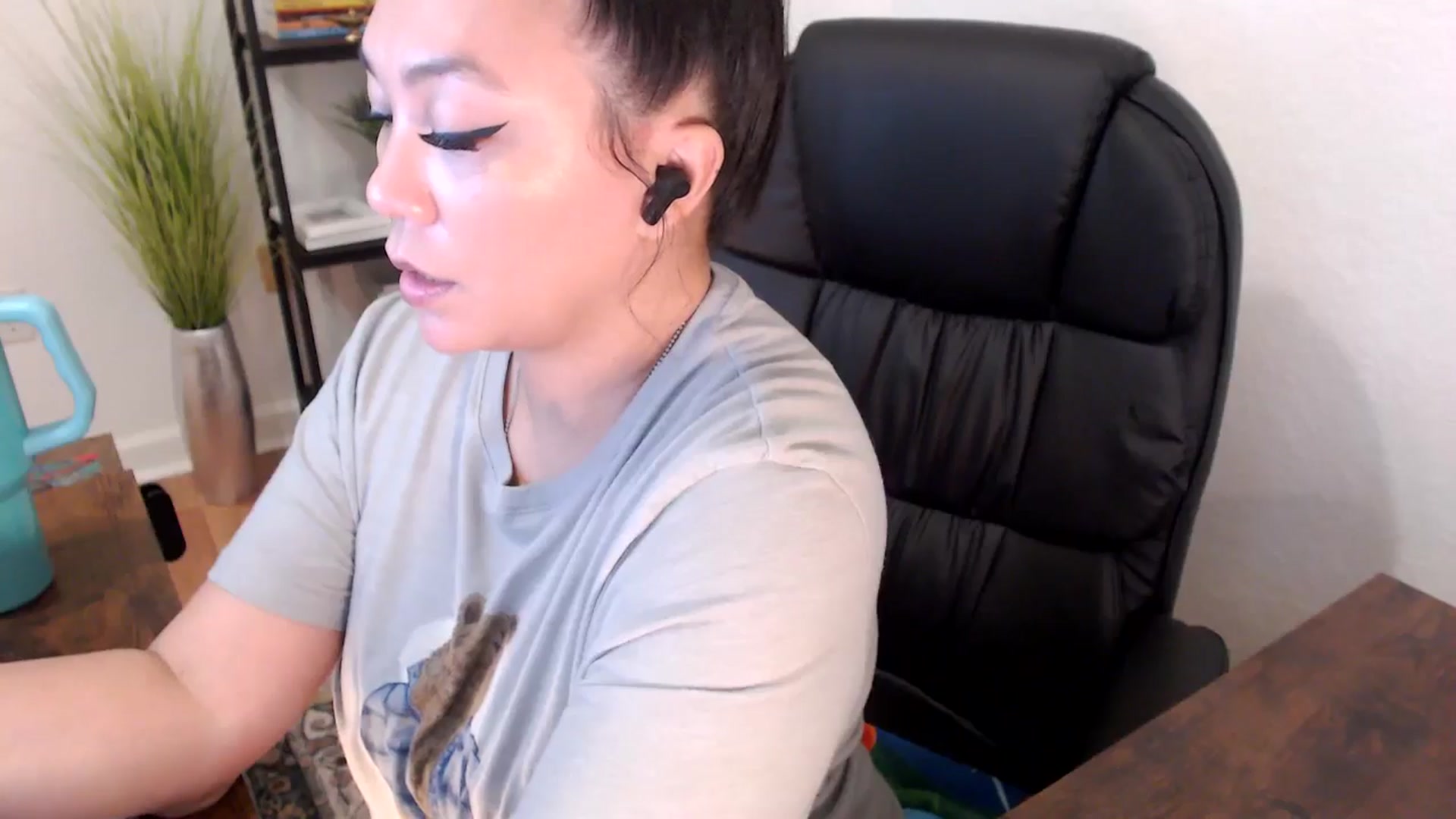 Gallery image thumbnail from MickaylaStar's myfreecams stream on, 01/22/2025, 18:23 image 20 of 20