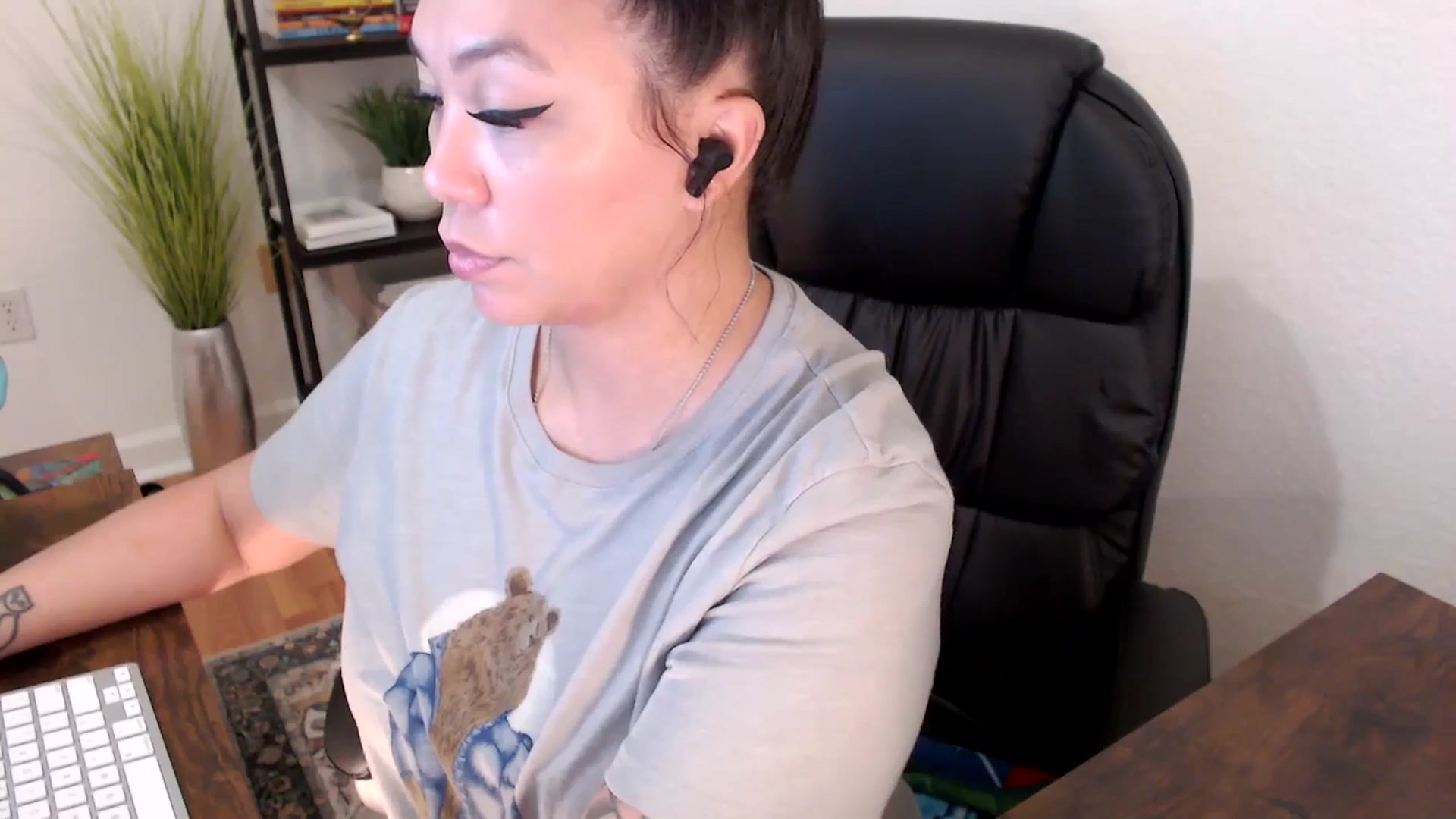 Gallery image thumbnail from MickaylaStar's myfreecams stream on, 01/22/2025, 18:23 image 2 of 20