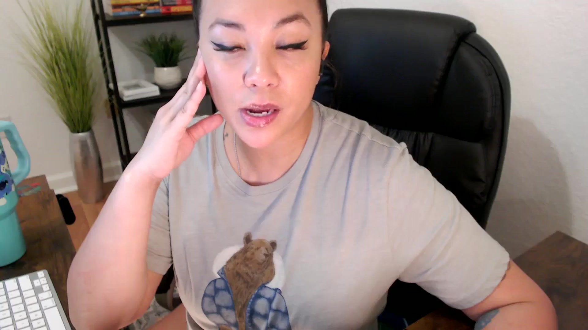Gallery image thumbnail from MickaylaStar's myfreecams stream on, 01/22/2025, 19:01 image 2 of 20