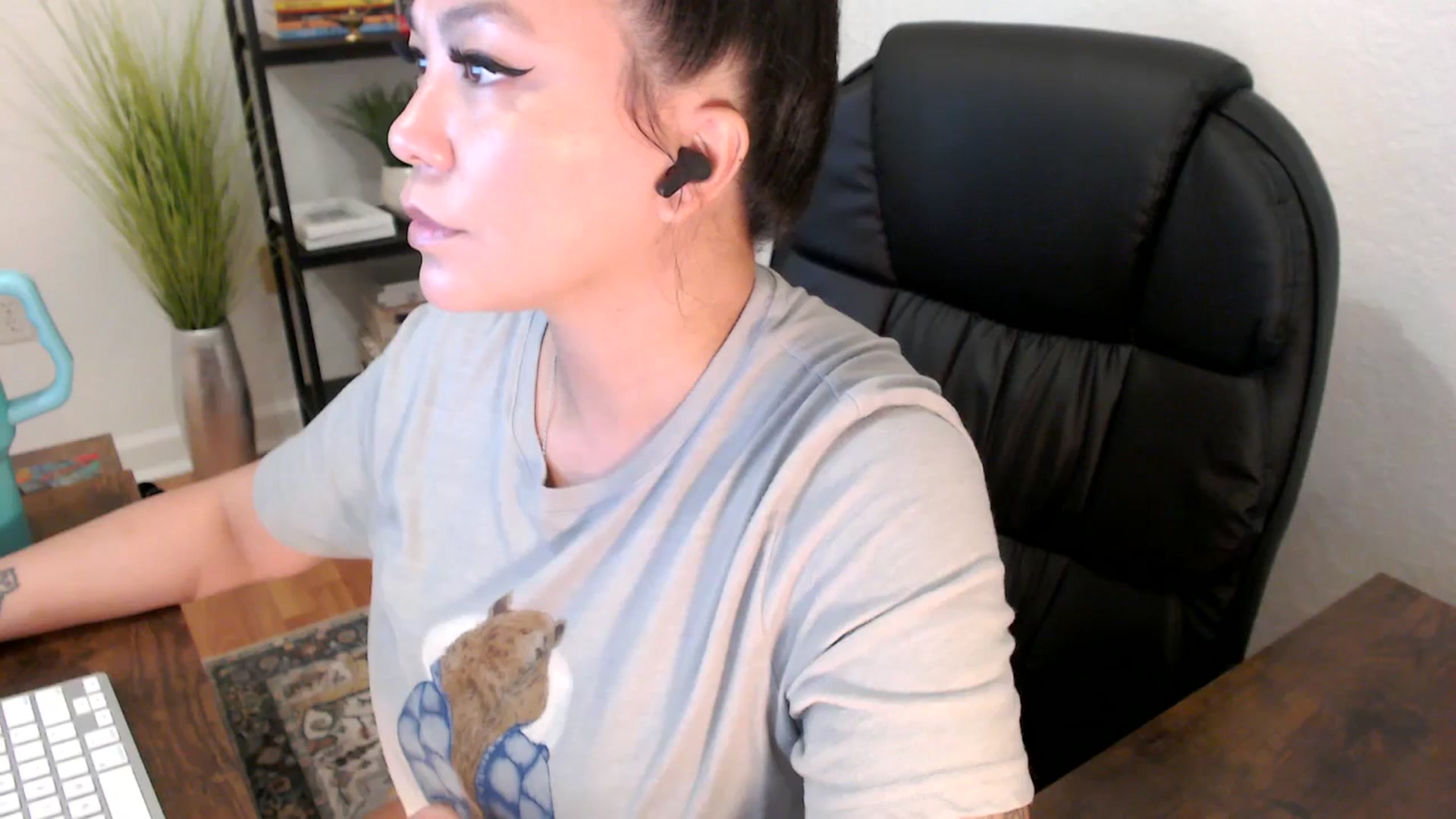 Gallery image thumbnail from MickaylaStar's myfreecams stream on, 01/22/2025, 19:01 image 11 of 20