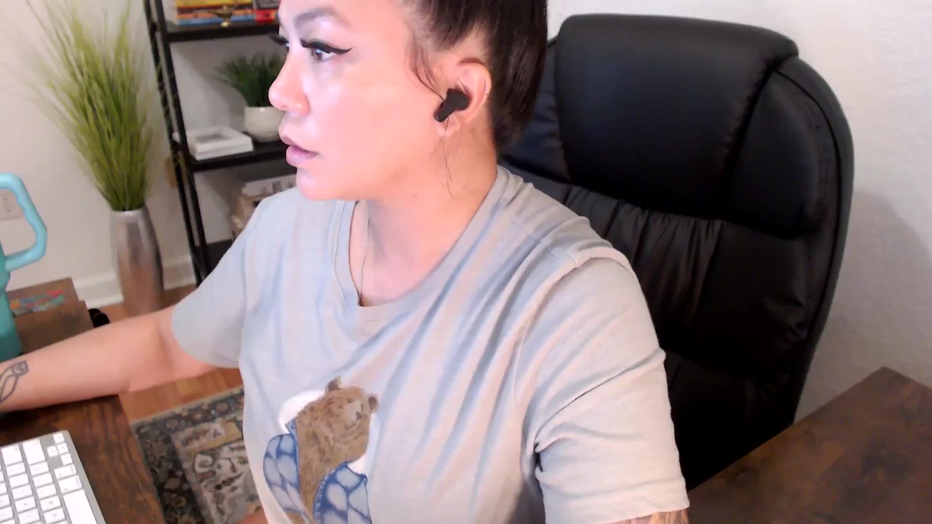 Gallery image thumbnail from MickaylaStar's myfreecams stream on, 01/22/2025, 19:01 image 14 of 20