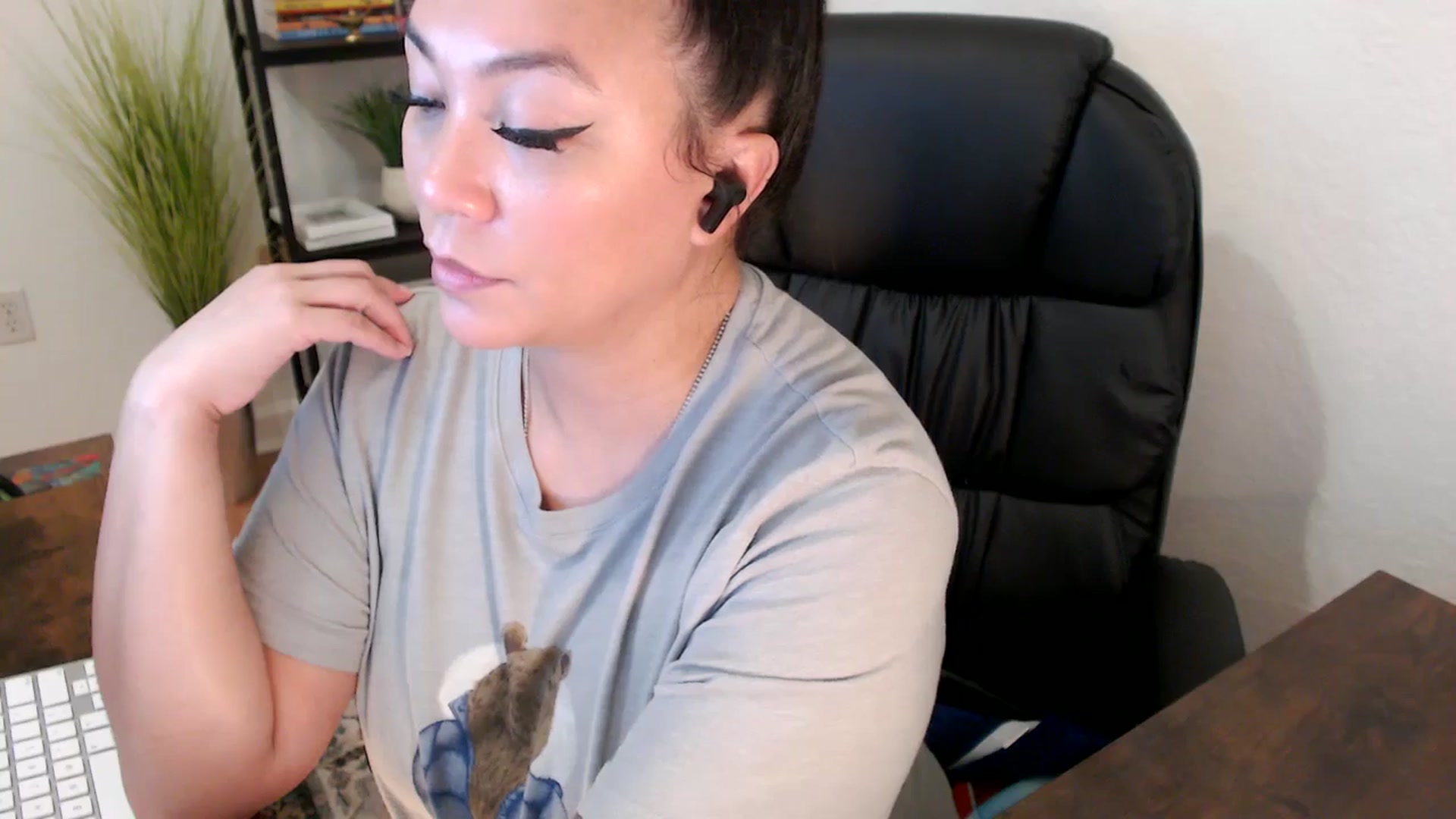 Gallery image thumbnail from MickaylaStar's myfreecams stream on, 01/22/2025, 20:53 image 16 of 20