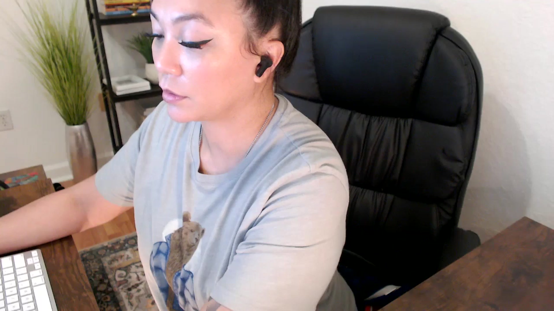 Gallery image thumbnail from MickaylaStar's myfreecams stream on, 01/22/2025, 20:53 image 19 of 20