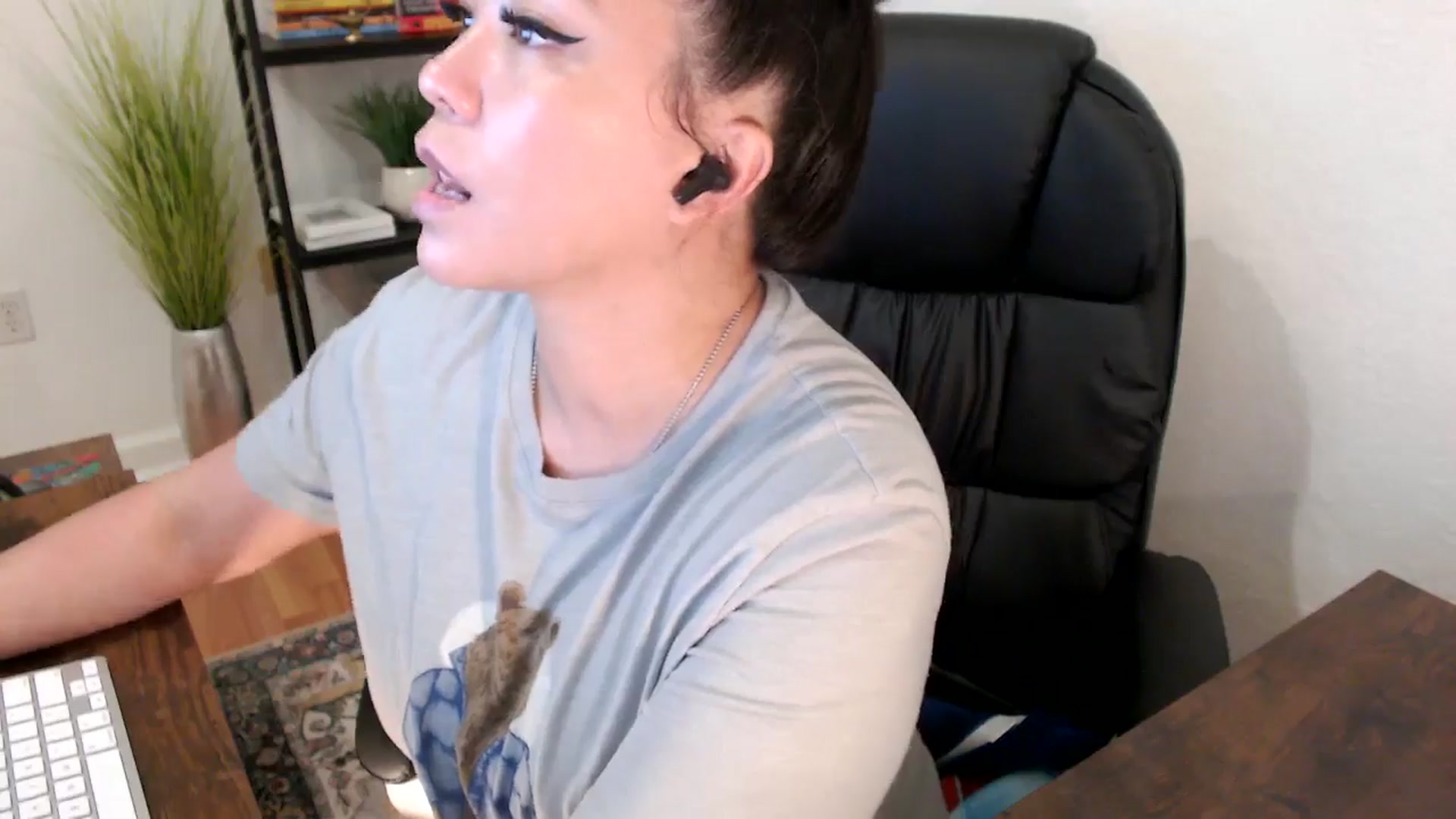 Gallery image thumbnail from MickaylaStar's myfreecams stream on, 01/22/2025, 20:53 image 20 of 20