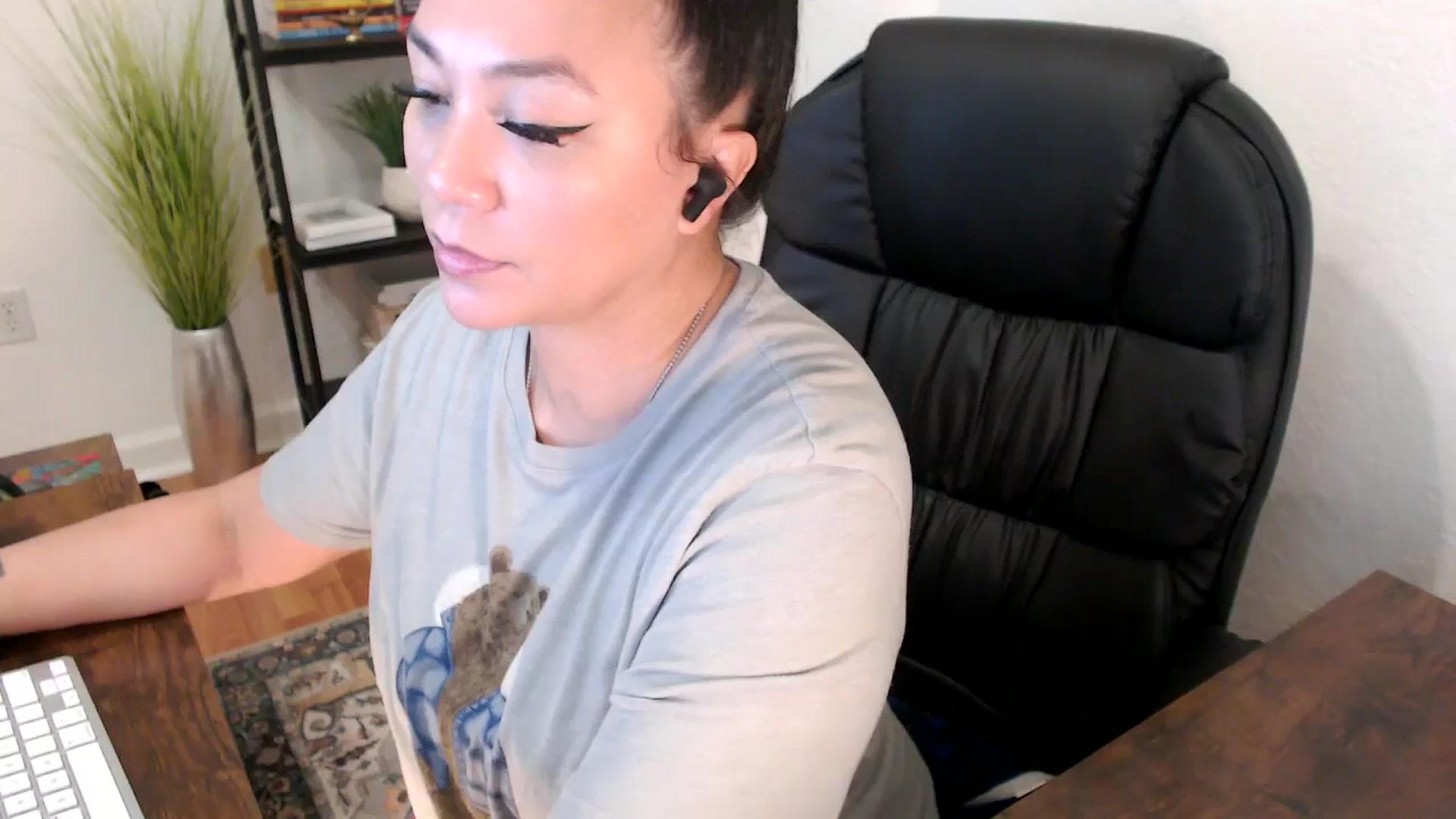 Gallery image thumbnail from MickaylaStar's myfreecams stream on, 01/22/2025, 20:53 image 2 of 20