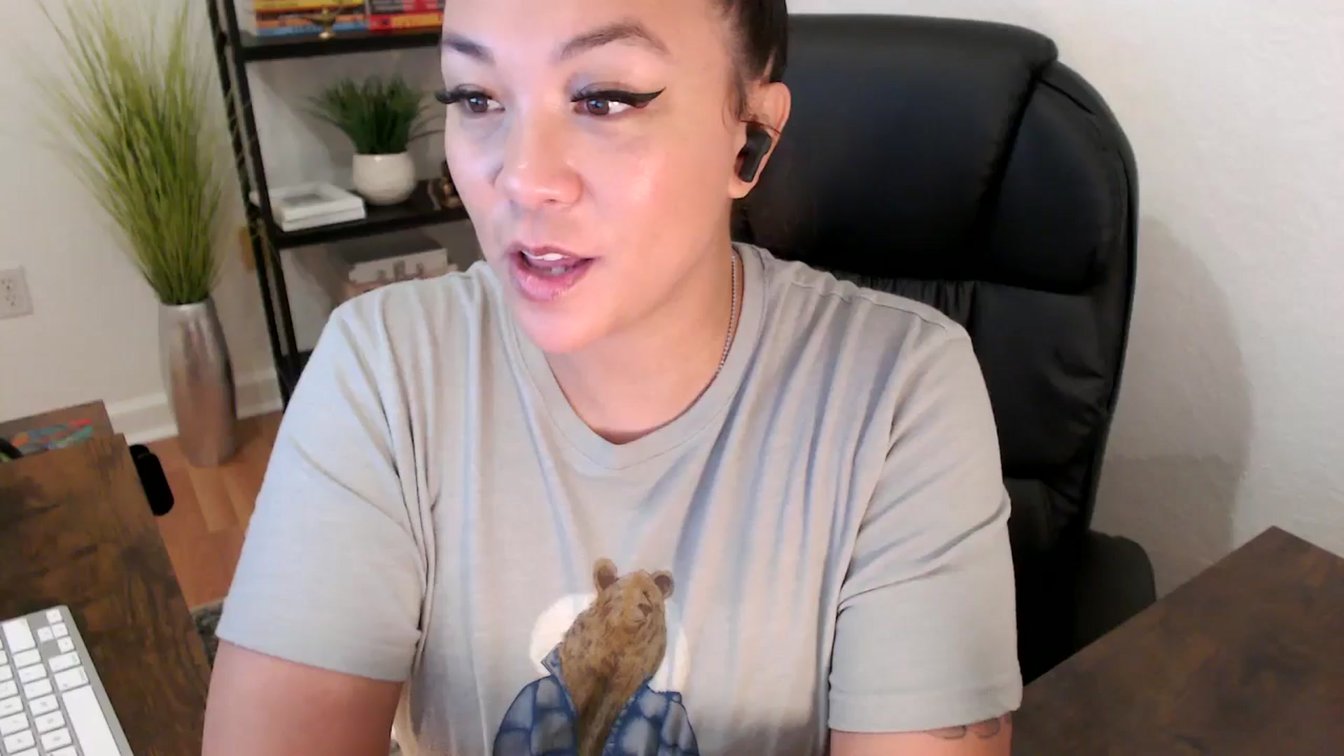 Gallery image thumbnail from MickaylaStar's myfreecams stream on, 01/22/2025, 20:53 image 1 of 20