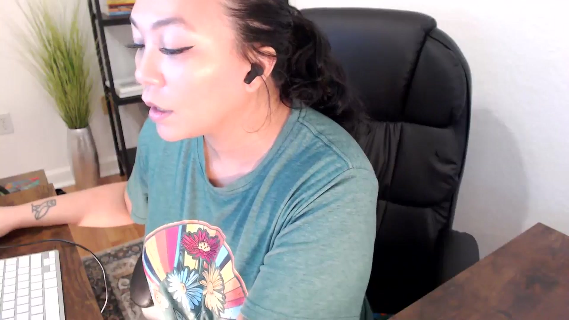 Gallery image thumbnail from MickaylaStar's myfreecams stream on, 01/23/2025, 17:30 image 3 of 20
