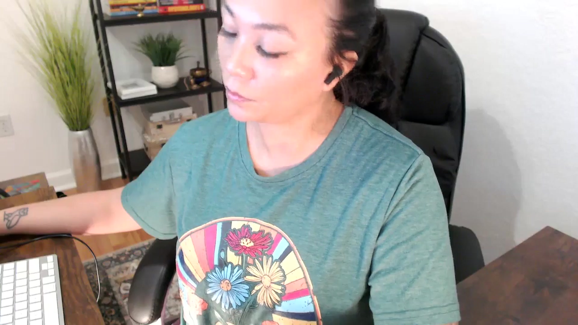 Gallery image thumbnail from MickaylaStar's myfreecams stream on, 01/23/2025, 17:30 image 13 of 20