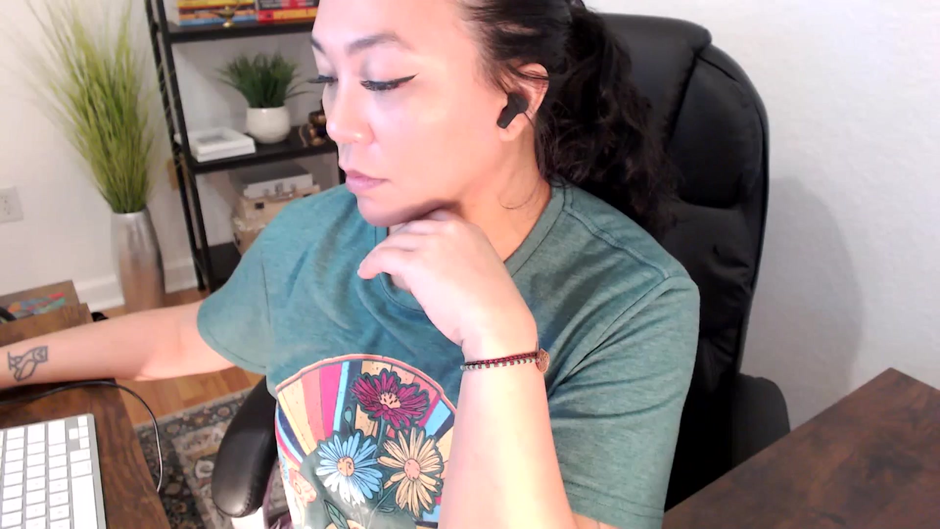 Gallery image thumbnail from MickaylaStar's myfreecams stream on, 01/23/2025, 17:30 image 10 of 20