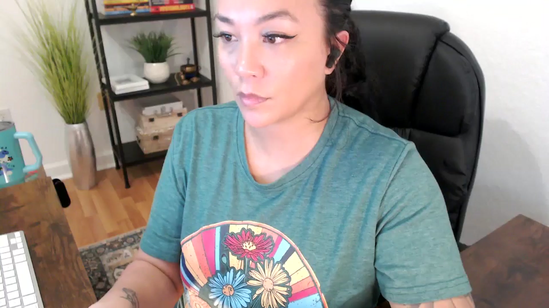 Gallery image thumbnail from MickaylaStar's myfreecams stream on, 01/23/2025, 20:30 image 6 of 20