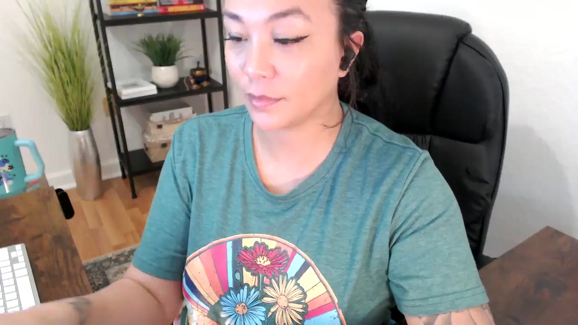 Gallery image thumbnail from MickaylaStar's myfreecams stream on, 01/23/2025, 20:30 image 5 of 20