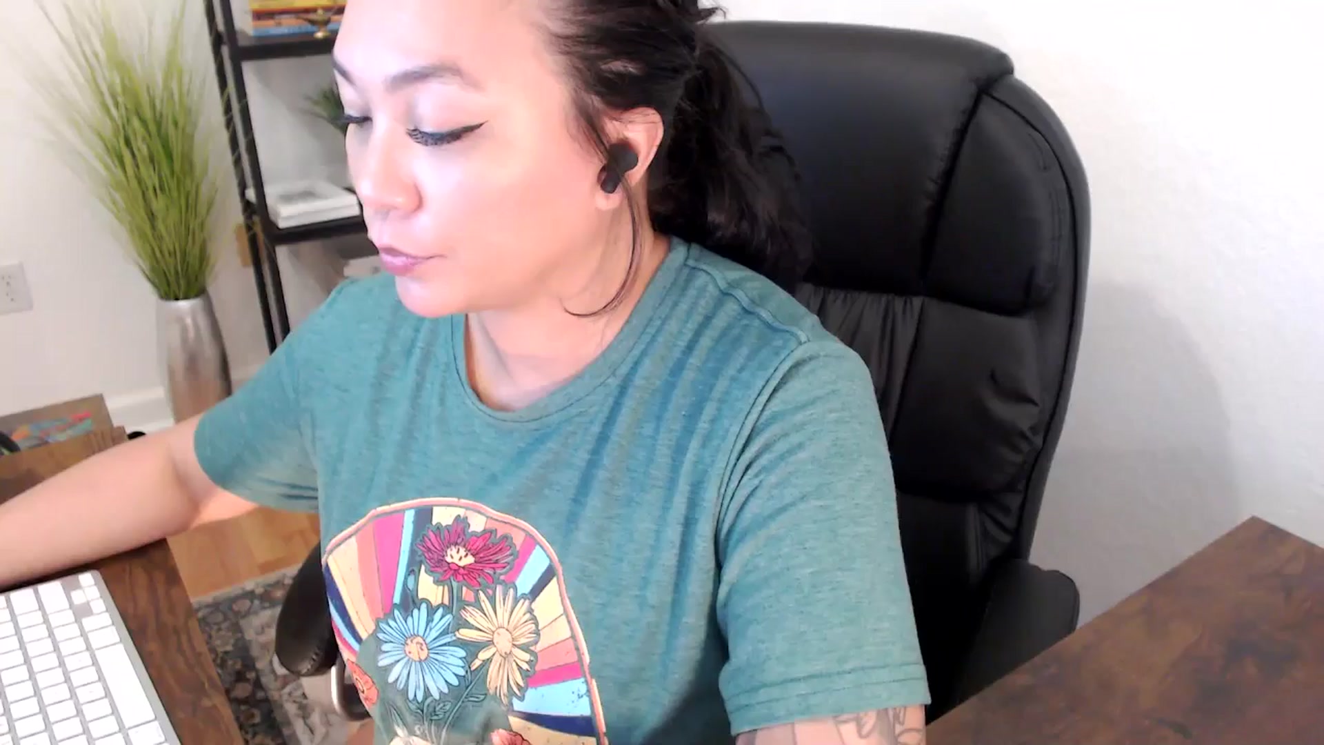 Gallery image thumbnail from MickaylaStar's myfreecams stream on, 01/23/2025, 21:55 image 1 of 20