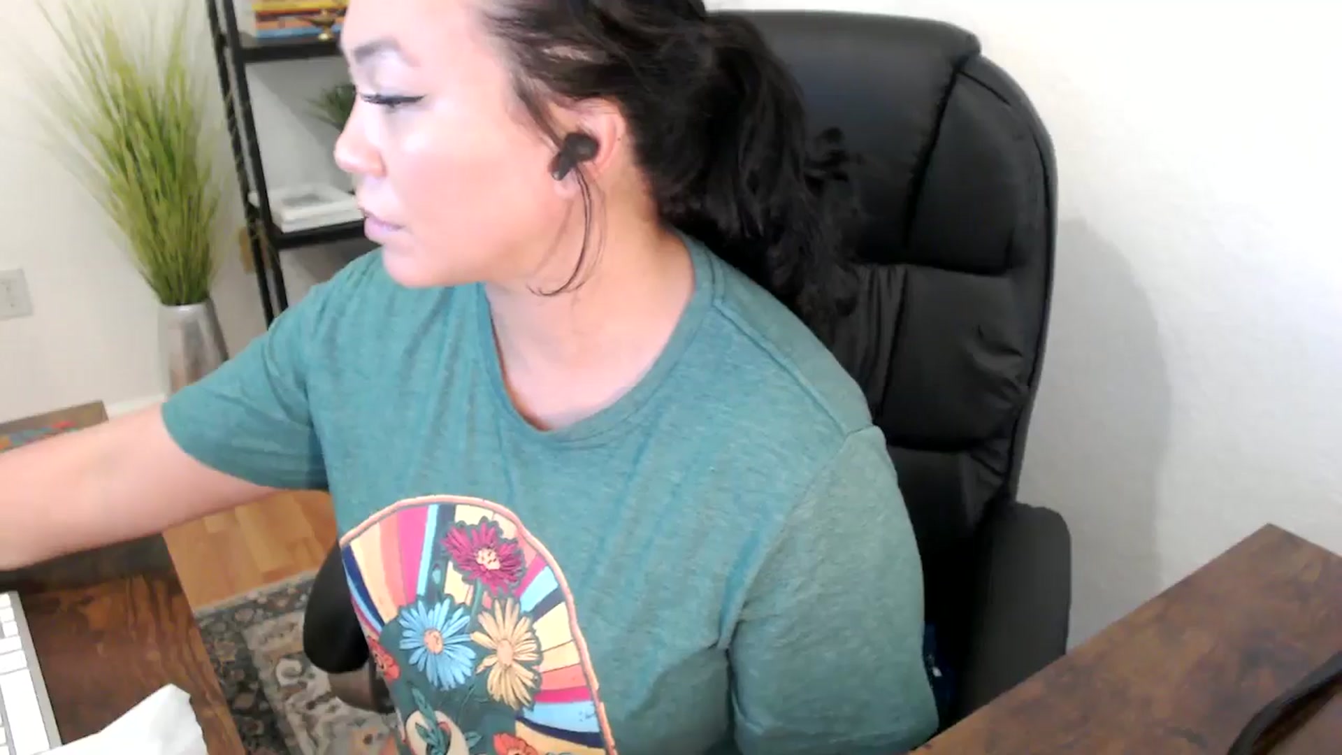 Gallery image thumbnail from MickaylaStar's myfreecams stream on, 01/23/2025, 21:55 image 11 of 20