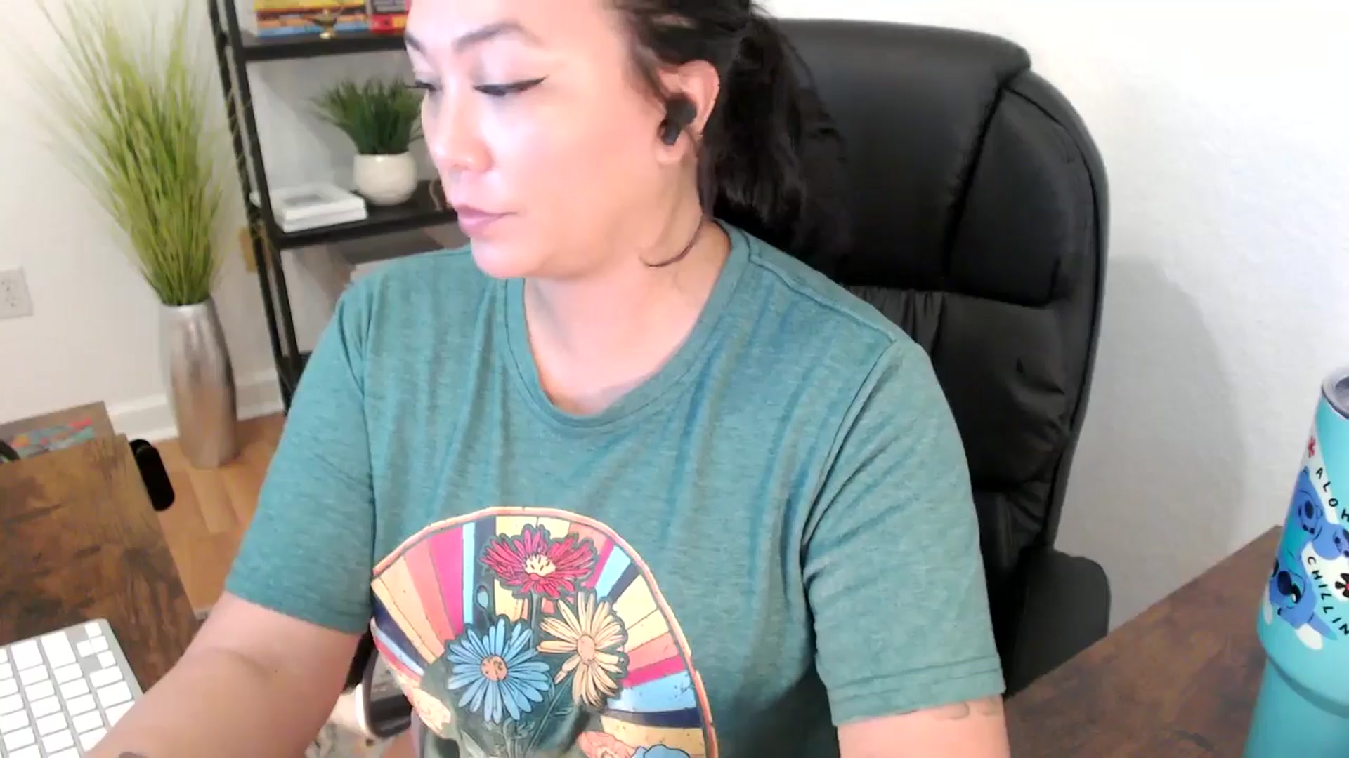 Gallery image thumbnail from MickaylaStar's myfreecams stream on, 01/23/2025, 21:55 image 7 of 20