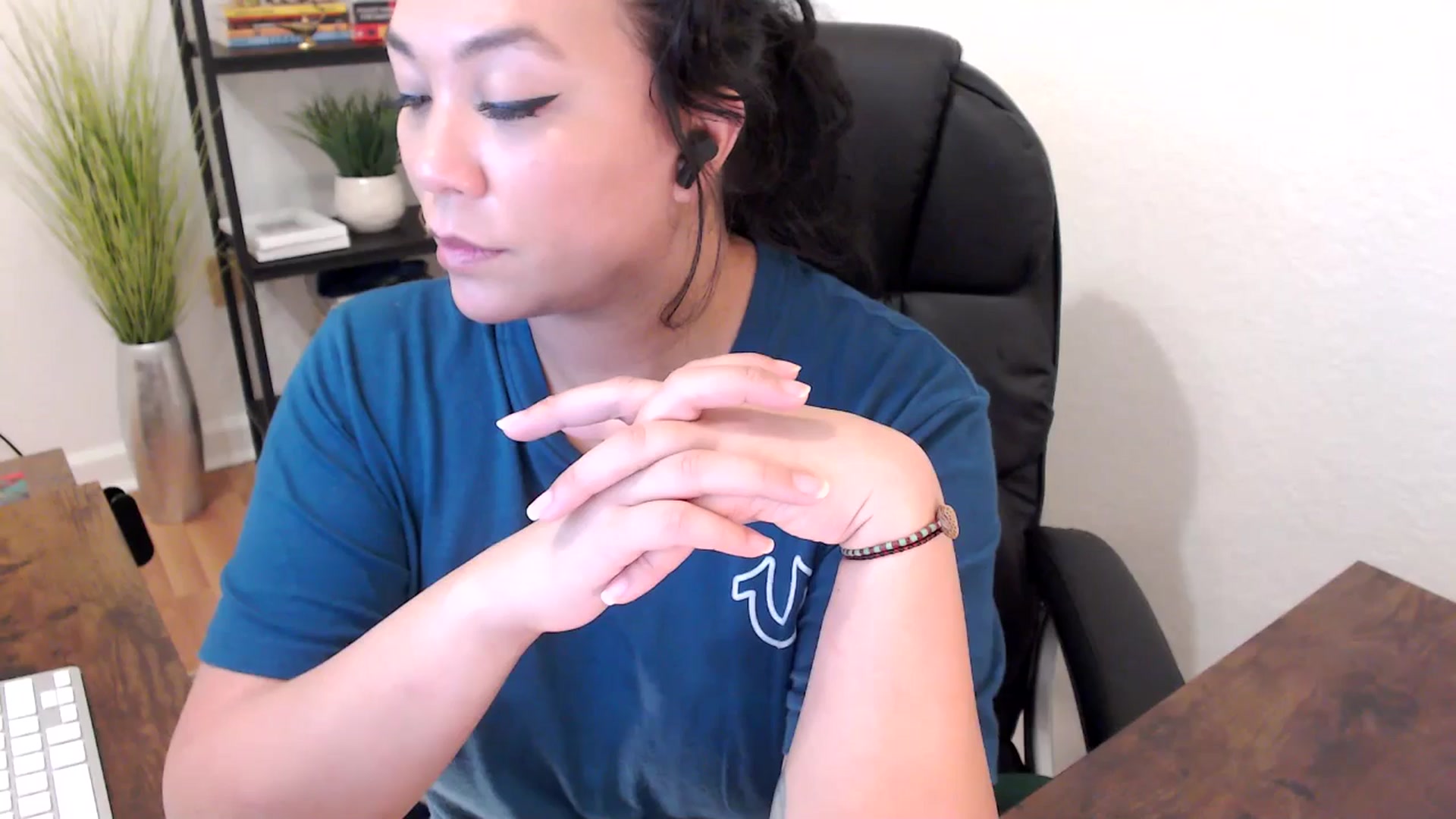 Gallery image thumbnail from MickaylaStar's myfreecams stream on, 01/24/2025, 21:28 image 3 of 20