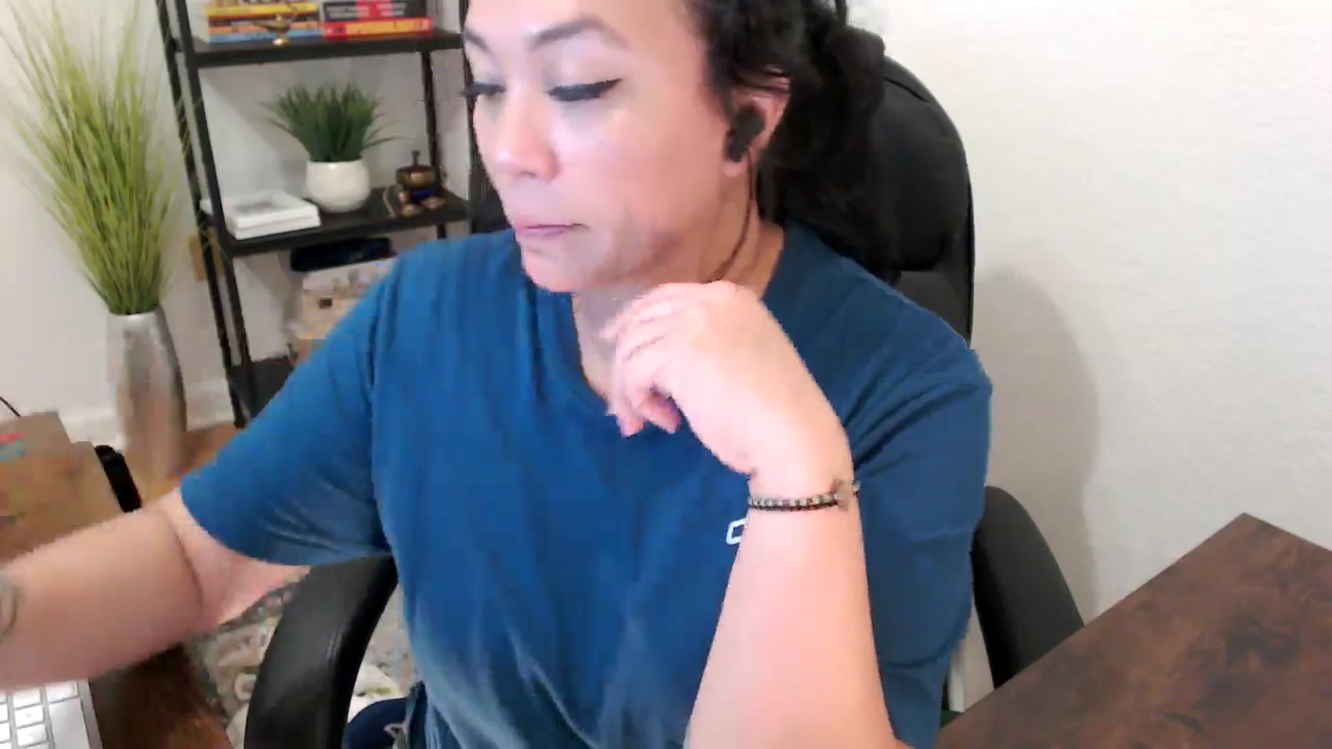Gallery image thumbnail from MickaylaStar's myfreecams stream on, 01/24/2025, 21:28 image 2 of 20