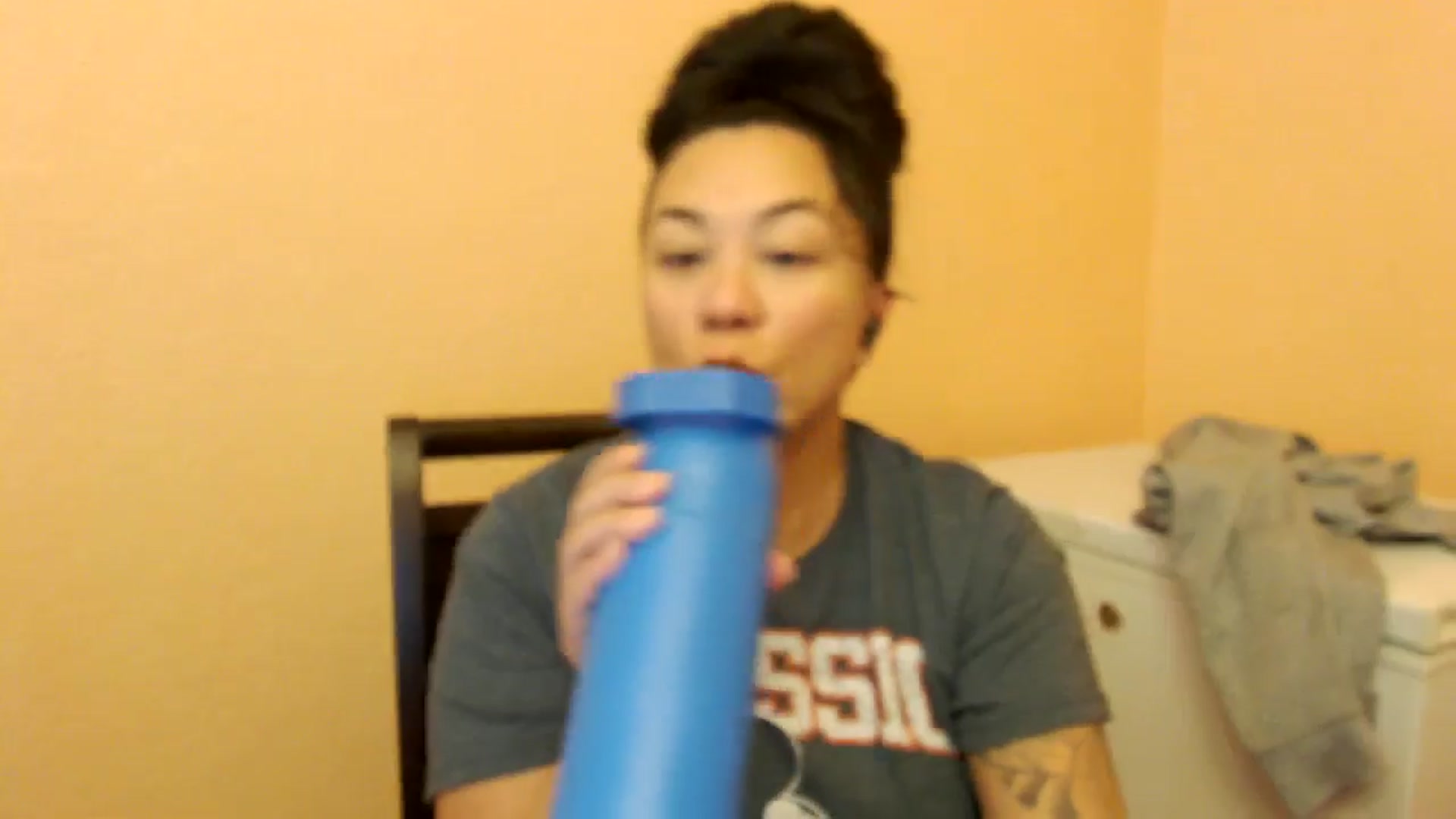 Gallery image thumbnail from MickaylaStar's myfreecams stream on, 01/25/2025, 17:13 image 6 of 20