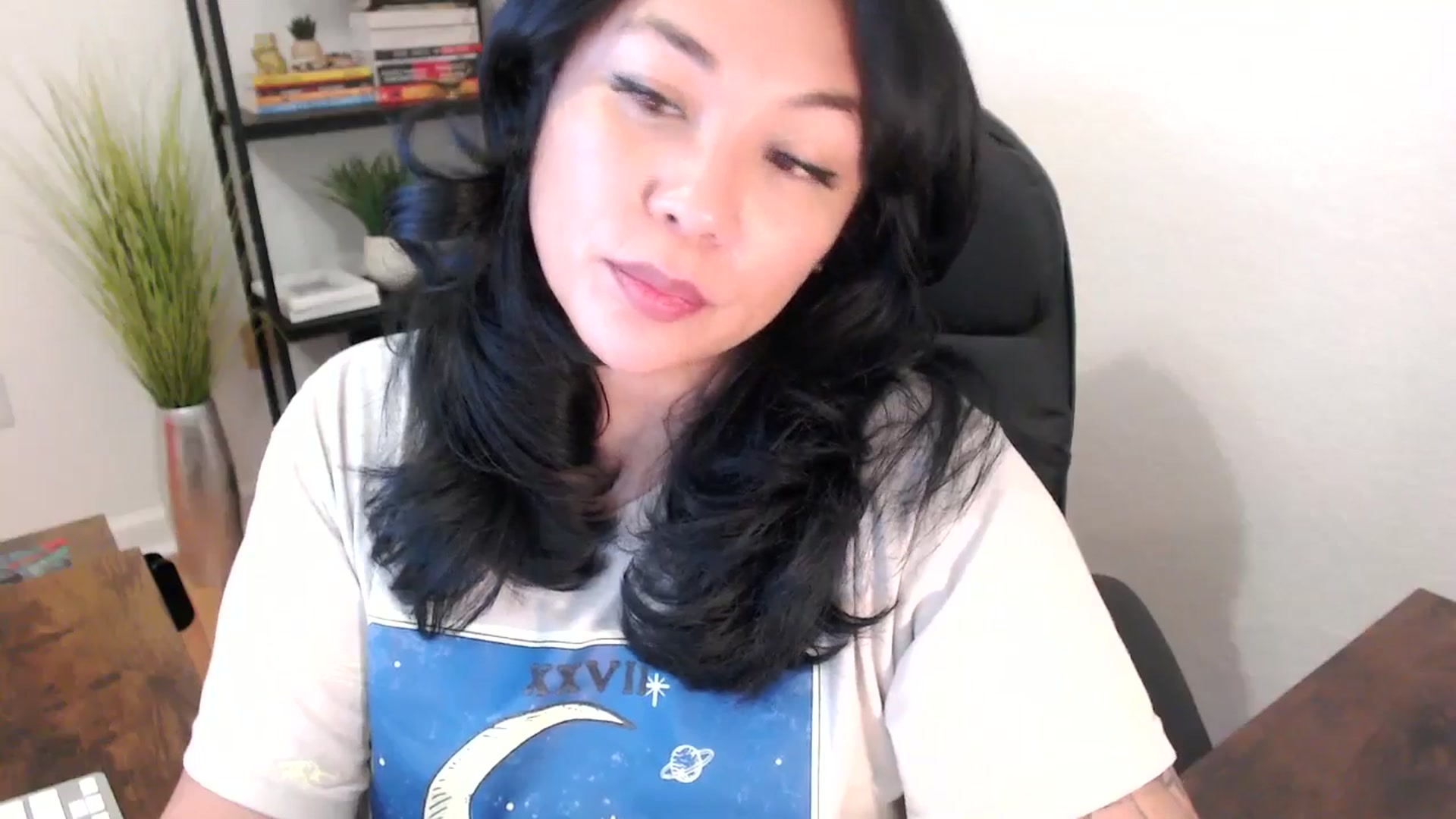 Gallery image thumbnail from MickaylaStar's myfreecams stream on, 01/28/2025, 17:36 image 12 of 20