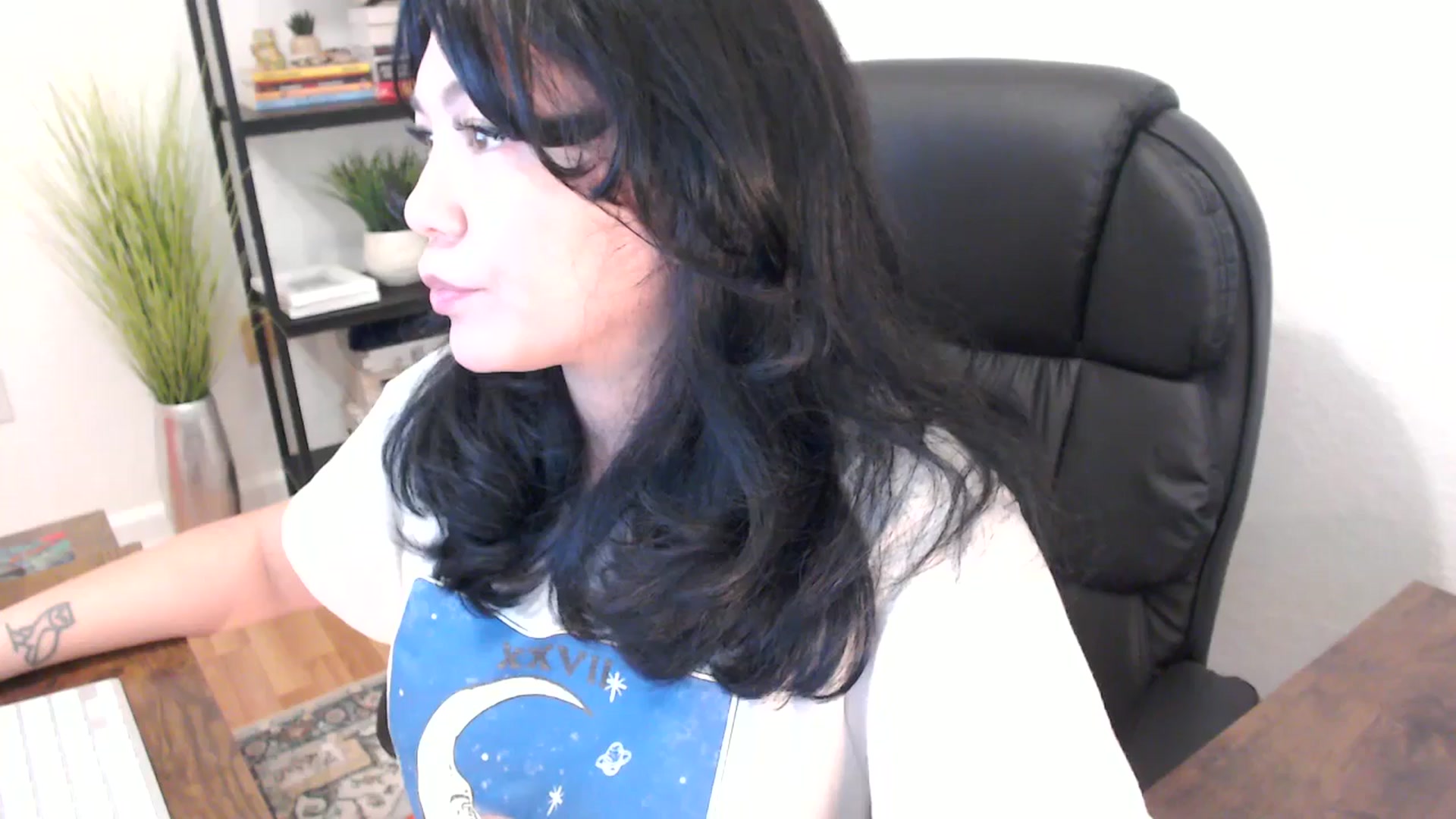 Gallery image thumbnail from MickaylaStar's myfreecams stream on, 01/28/2025, 18:56 image 2 of 20