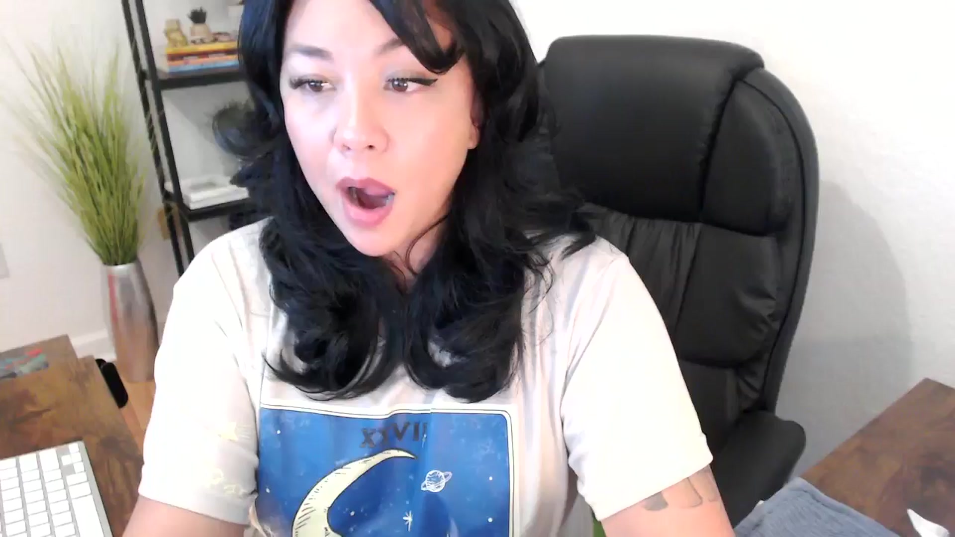 Gallery image thumbnail from MickaylaStar's myfreecams stream on, 01/28/2025, 20:06 image 8 of 20