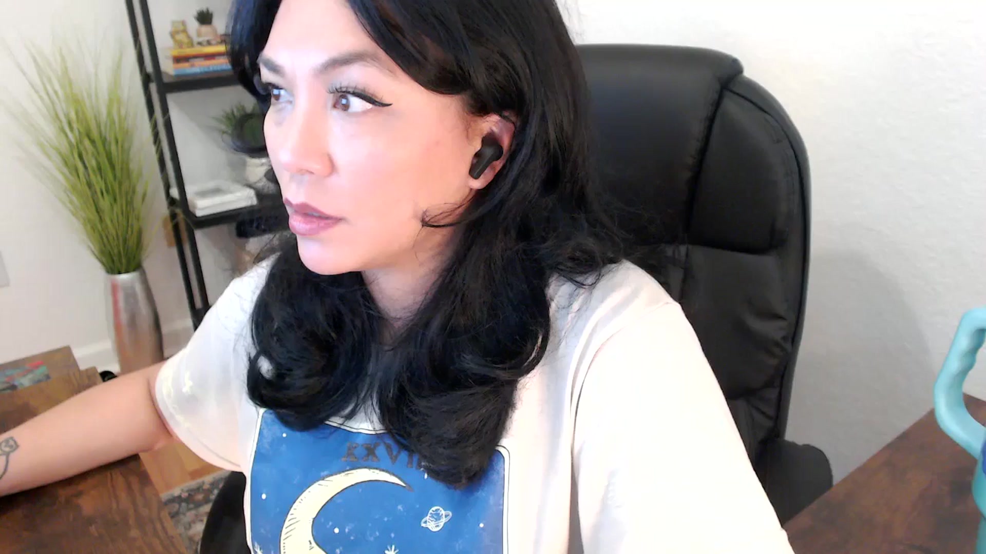 Gallery image thumbnail from MickaylaStar's myfreecams stream on, 01/28/2025, 20:50 image 2 of 20