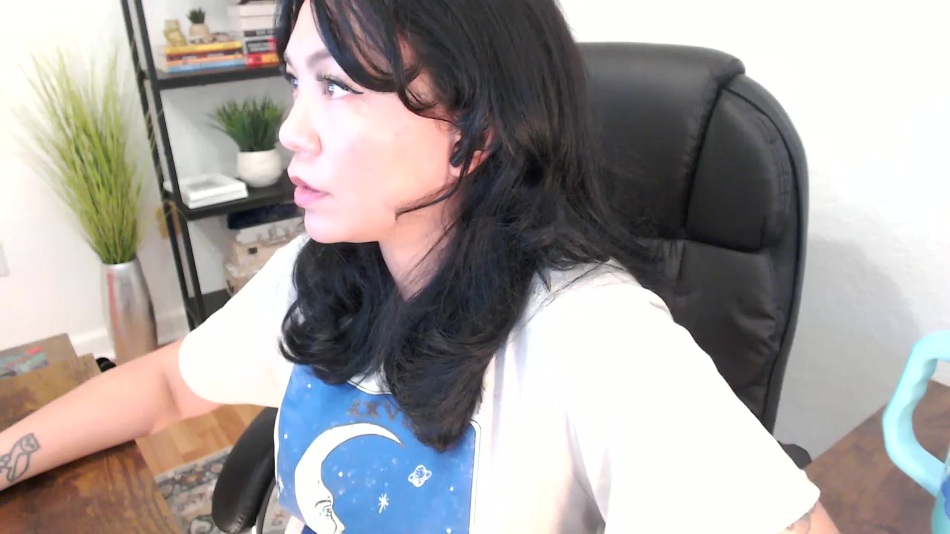 Gallery image thumbnail from MickaylaStar's myfreecams stream on, 01/28/2025, 20:50 image 5 of 20