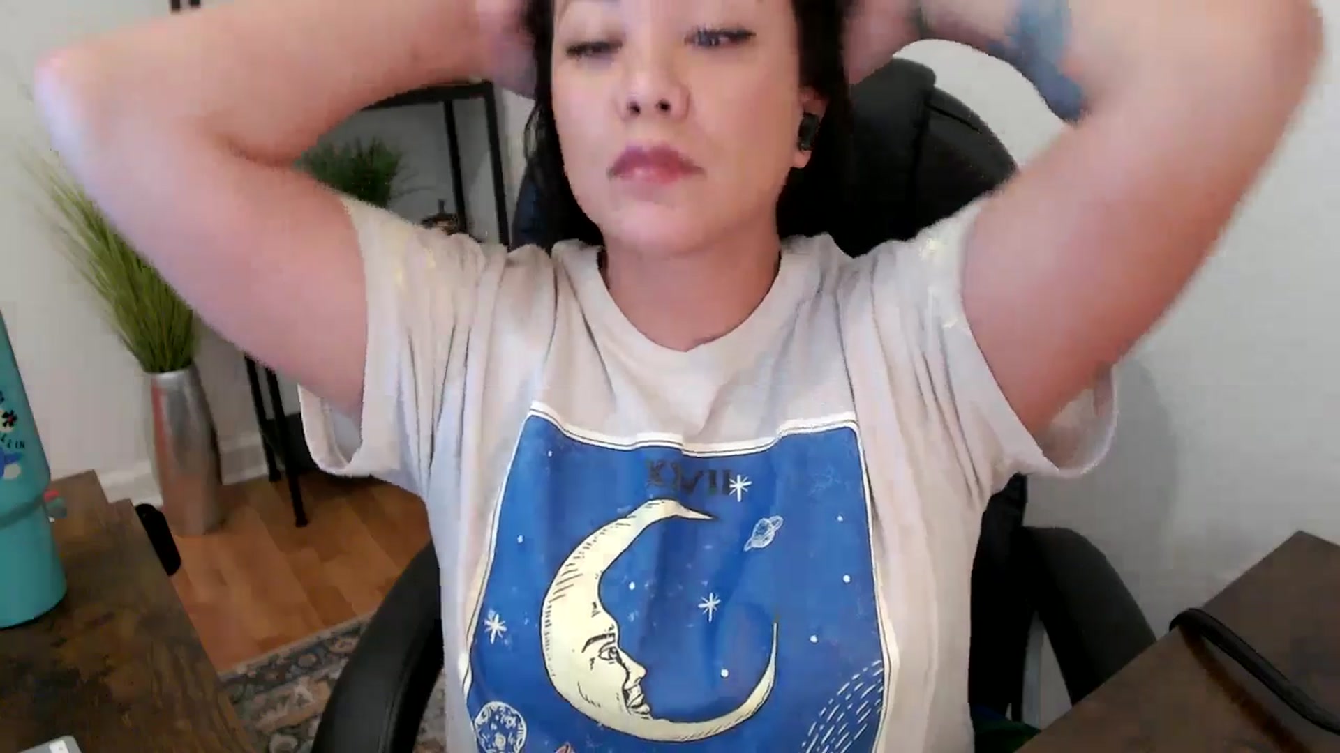 Gallery image thumbnail from MickaylaStar's myfreecams stream on, 01/28/2025, 21:50 image 14 of 20