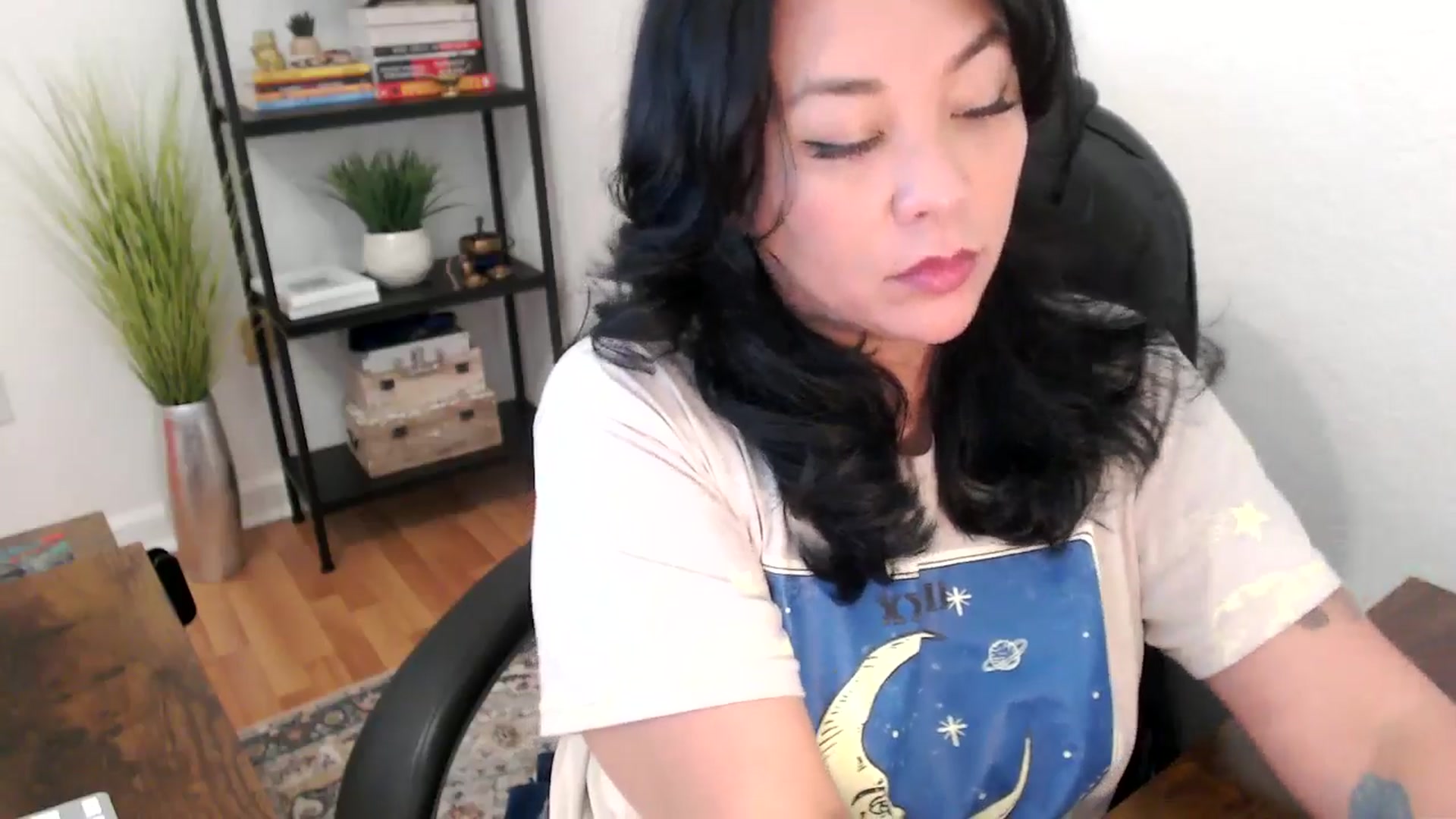 Gallery image thumbnail from MickaylaStar's myfreecams stream on, 01/28/2025, 21:50 image 4 of 20