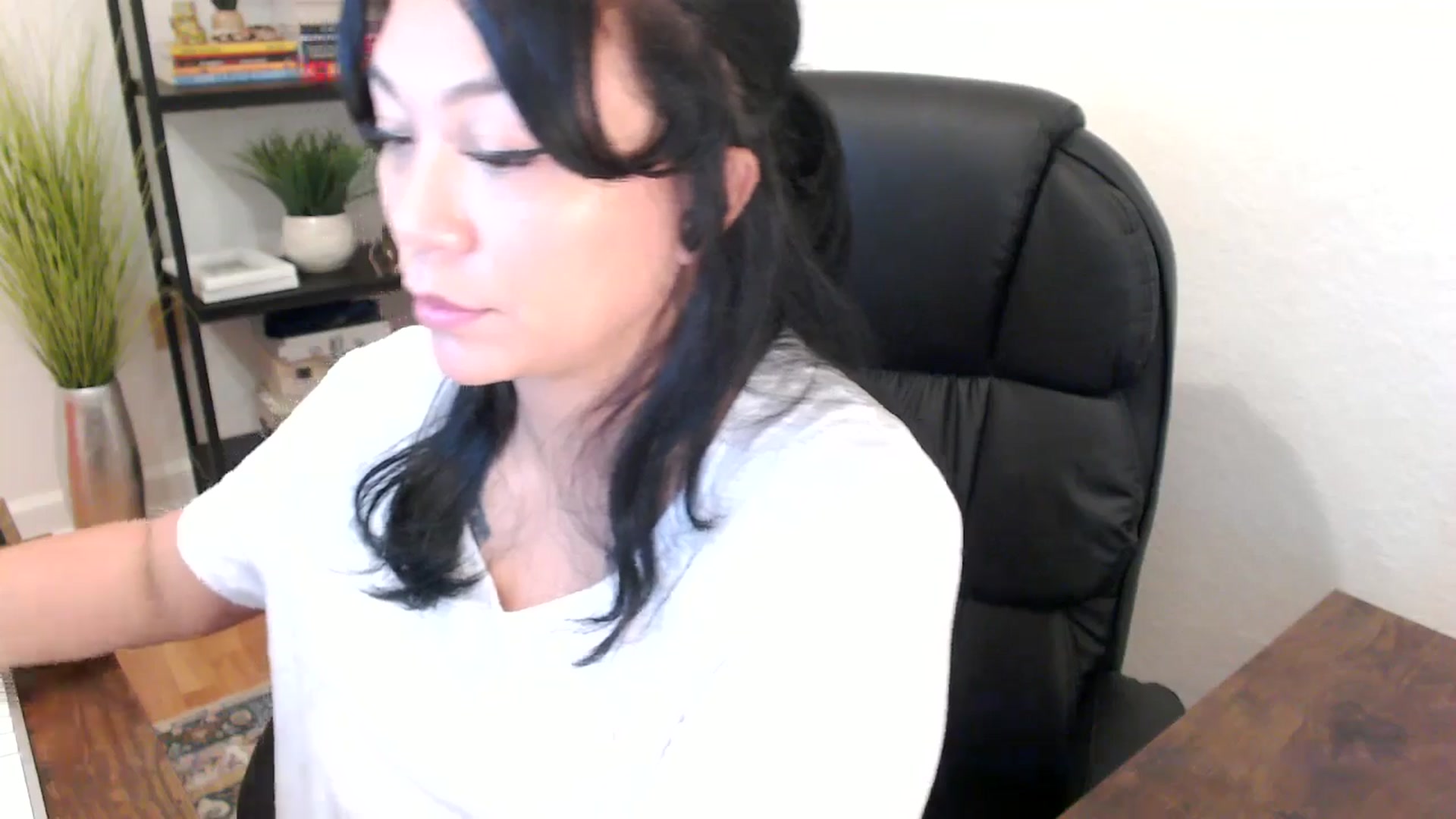 Gallery image thumbnail from MickaylaStar's myfreecams stream on, 01/29/2025, 16:42 image 19 of 20