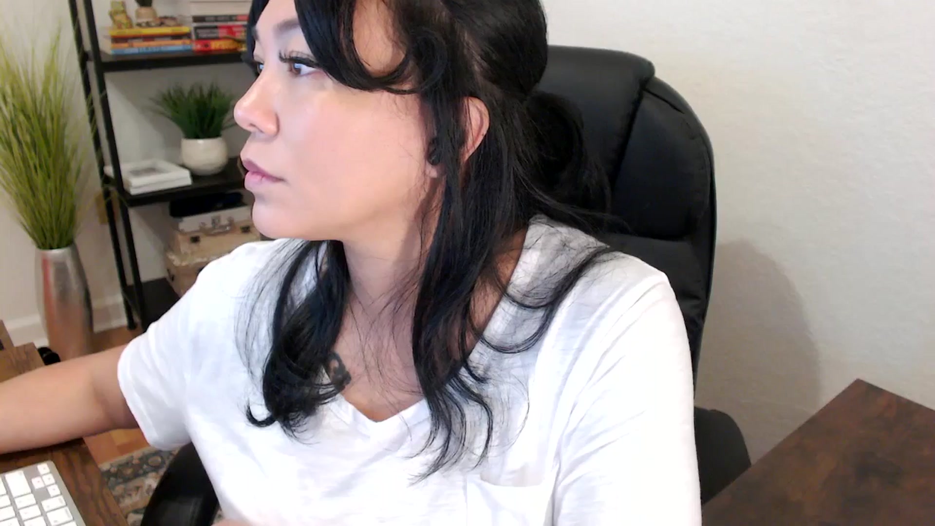 Gallery image thumbnail from MickaylaStar's myfreecams stream on, 01/29/2025, 16:42 image 20 of 20