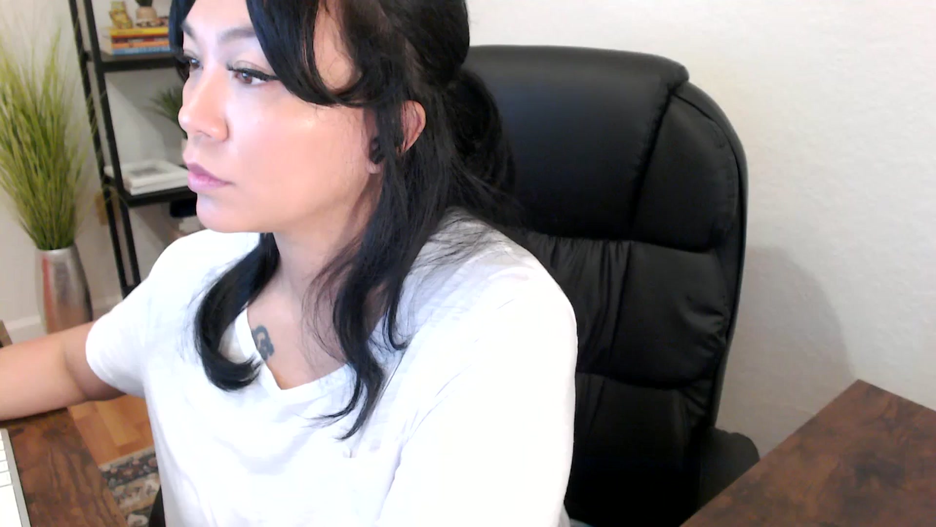 Gallery image thumbnail from MickaylaStar's myfreecams stream on, 01/29/2025, 16:42 image 17 of 20