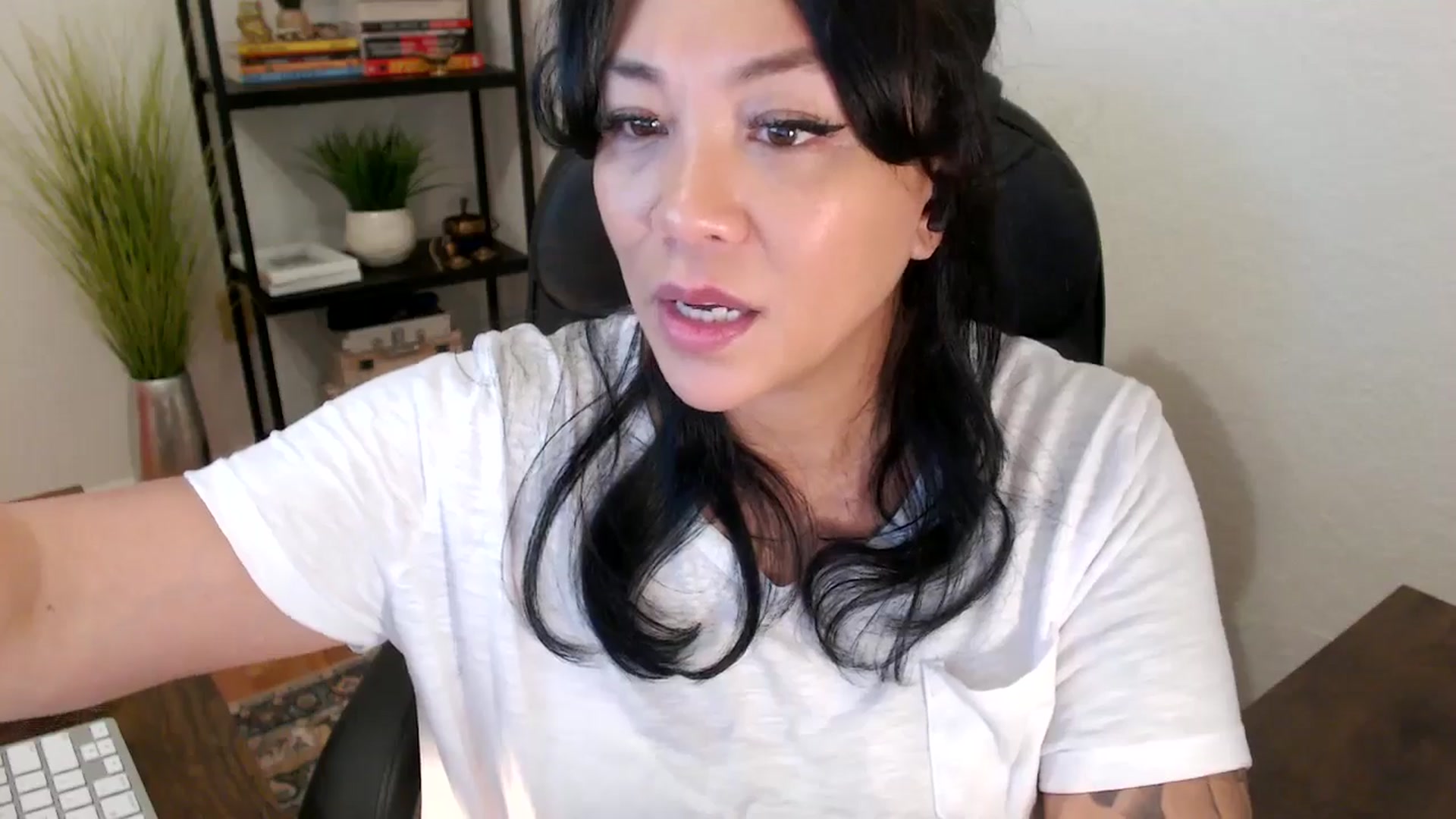Gallery image thumbnail from MickaylaStar's myfreecams stream on, 01/29/2025, 17:34 image 9 of 20