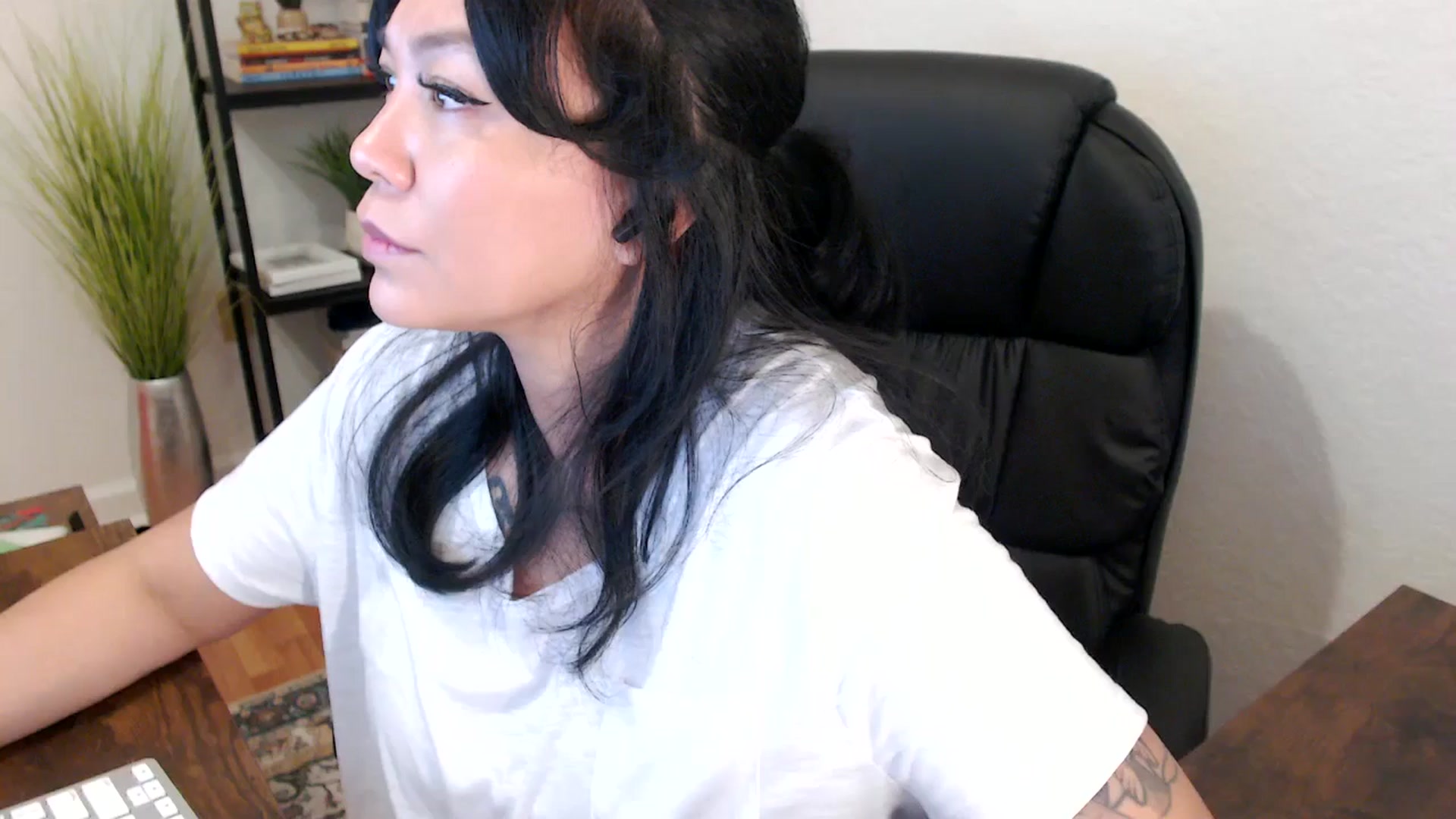 Gallery image thumbnail from MickaylaStar's myfreecams stream on, 01/29/2025, 17:34 image 1 of 20