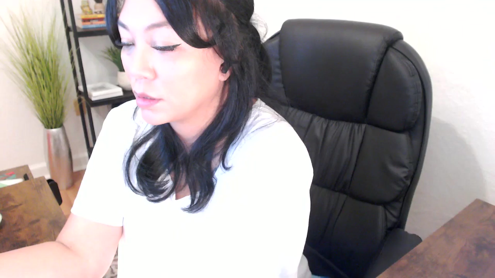 Gallery image thumbnail from MickaylaStar's myfreecams stream on, 01/29/2025, 17:34 image 20 of 20