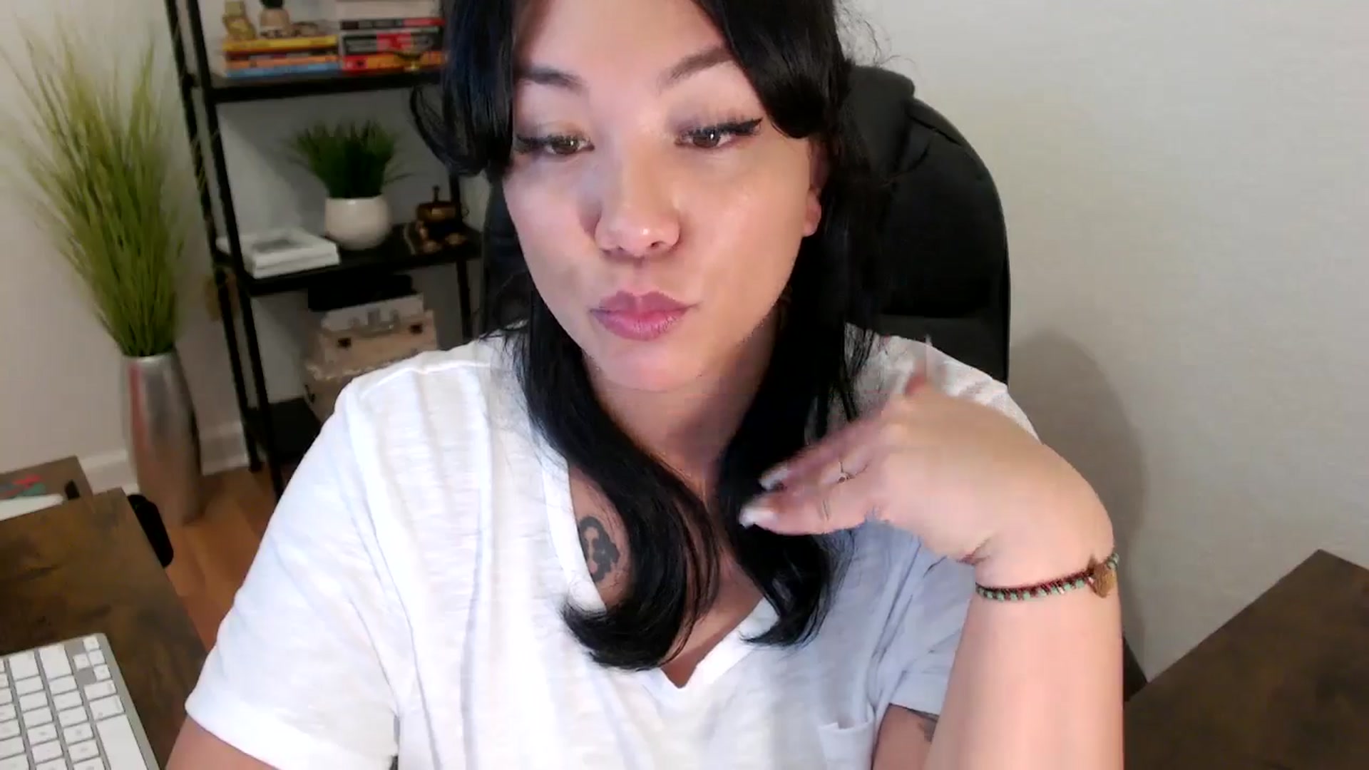 Gallery image thumbnail from MickaylaStar's myfreecams stream on, 01/29/2025, 18:55 image 19 of 20