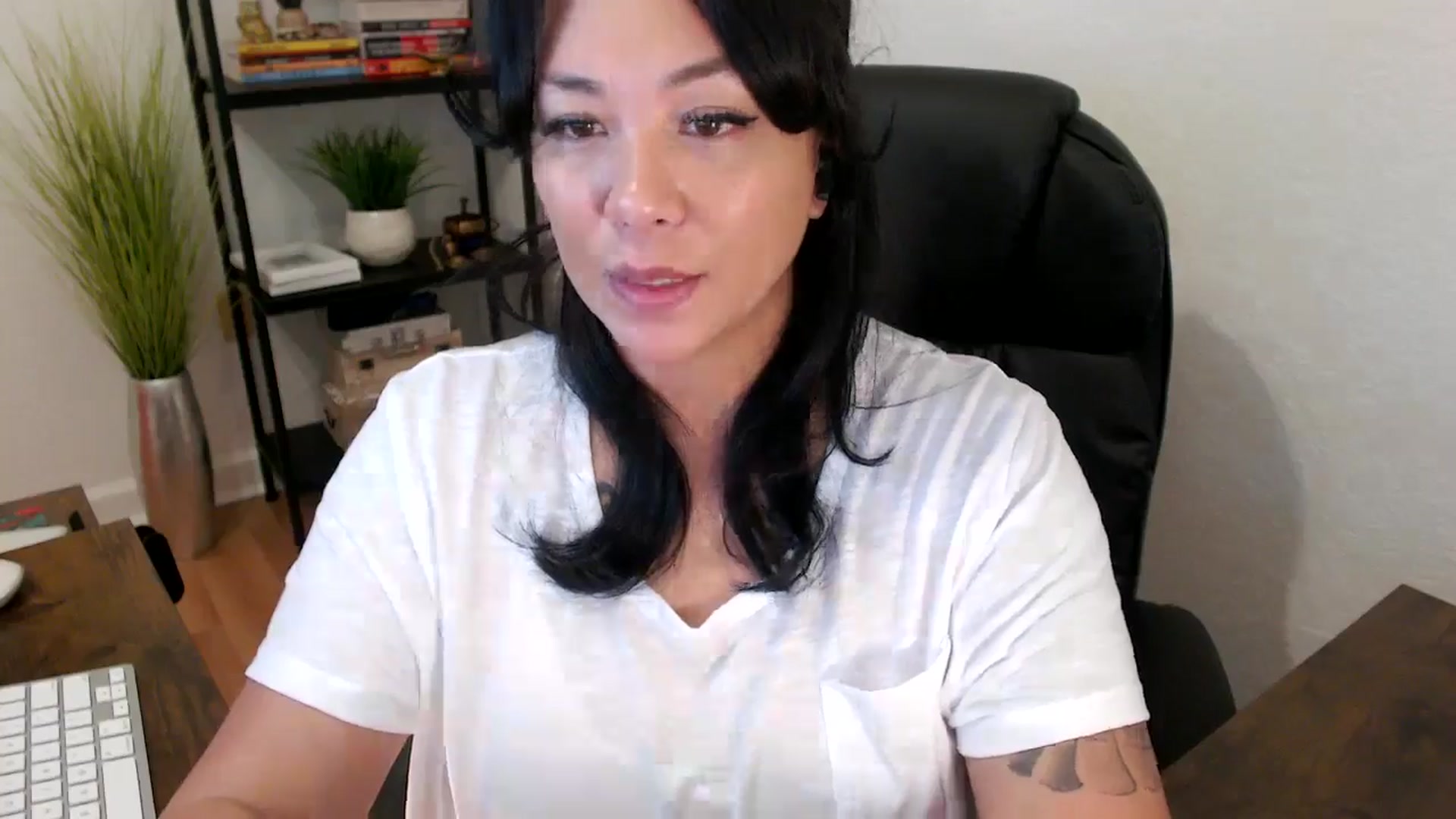 Gallery image thumbnail from MickaylaStar's myfreecams stream on, 01/29/2025, 18:55 image 4 of 20