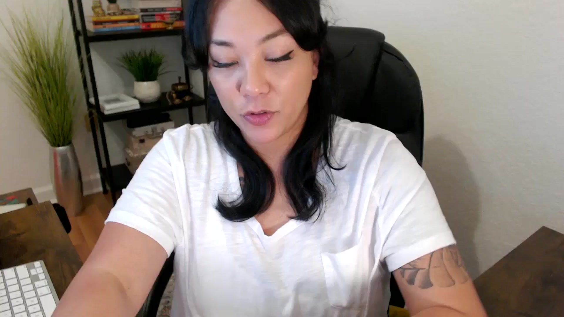 Gallery image thumbnail from MickaylaStar's myfreecams stream on, 01/29/2025, 18:55 image 17 of 20