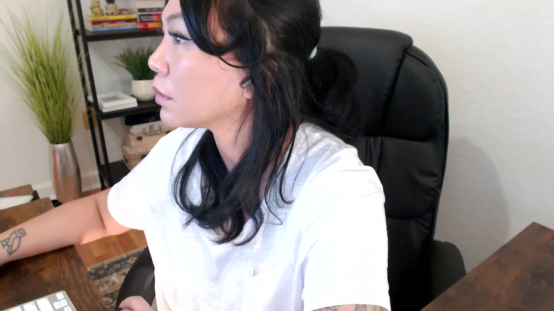 Gallery image thumbnail from MickaylaStar's myfreecams stream on, 01/29/2025, 20:29 image 5 of 20