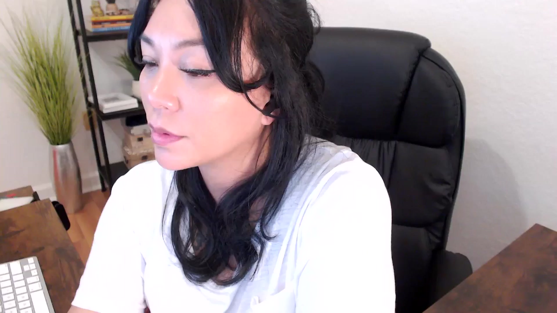 Gallery image thumbnail from MickaylaStar's myfreecams stream on, 01/29/2025, 20:29 image 1 of 20