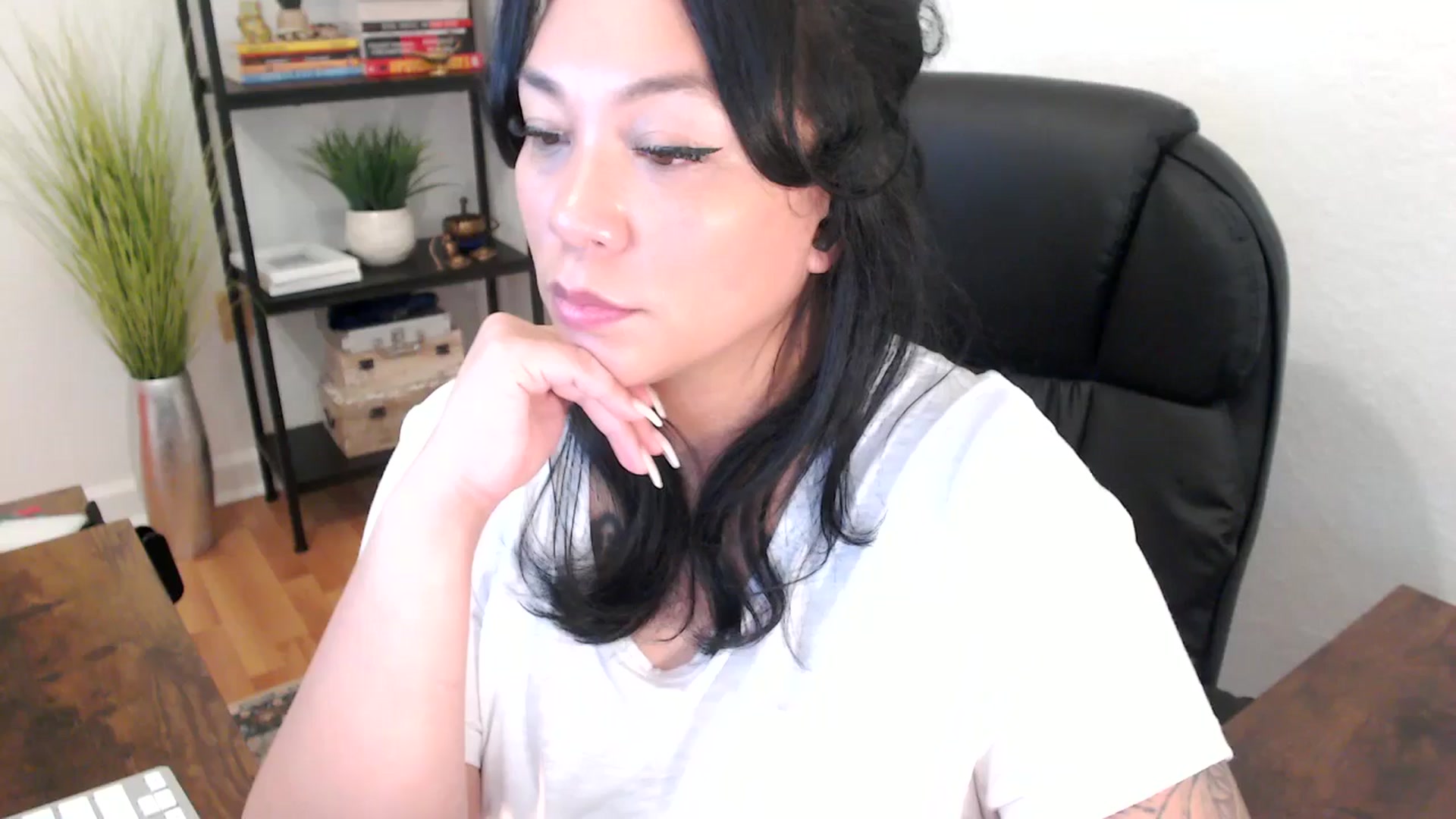Gallery image thumbnail from MickaylaStar's myfreecams stream on, 01/29/2025, 20:29 image 7 of 20